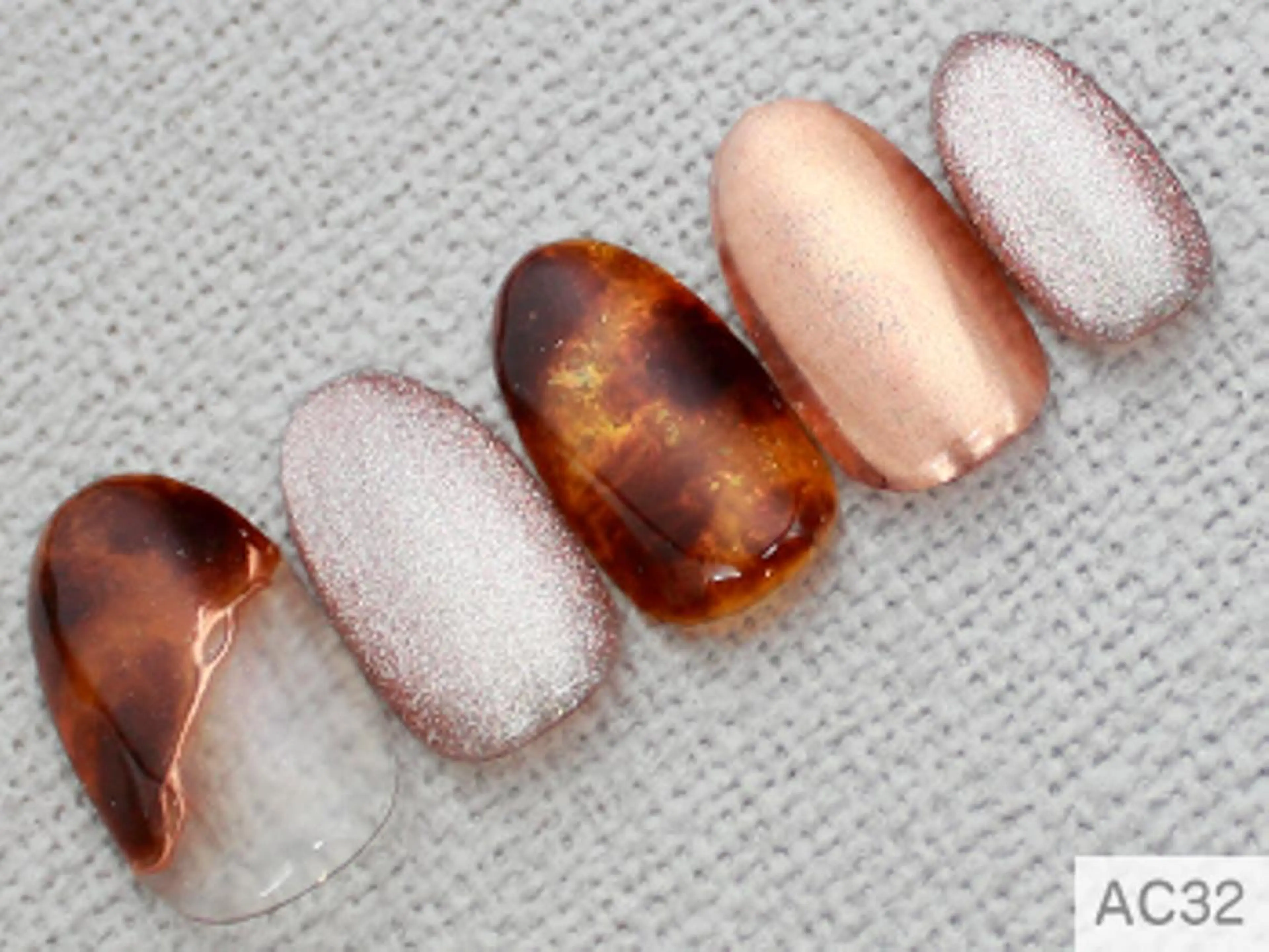 ネイル ジェルネイル マグネットネイル 🤍 Janのネイルデザイン