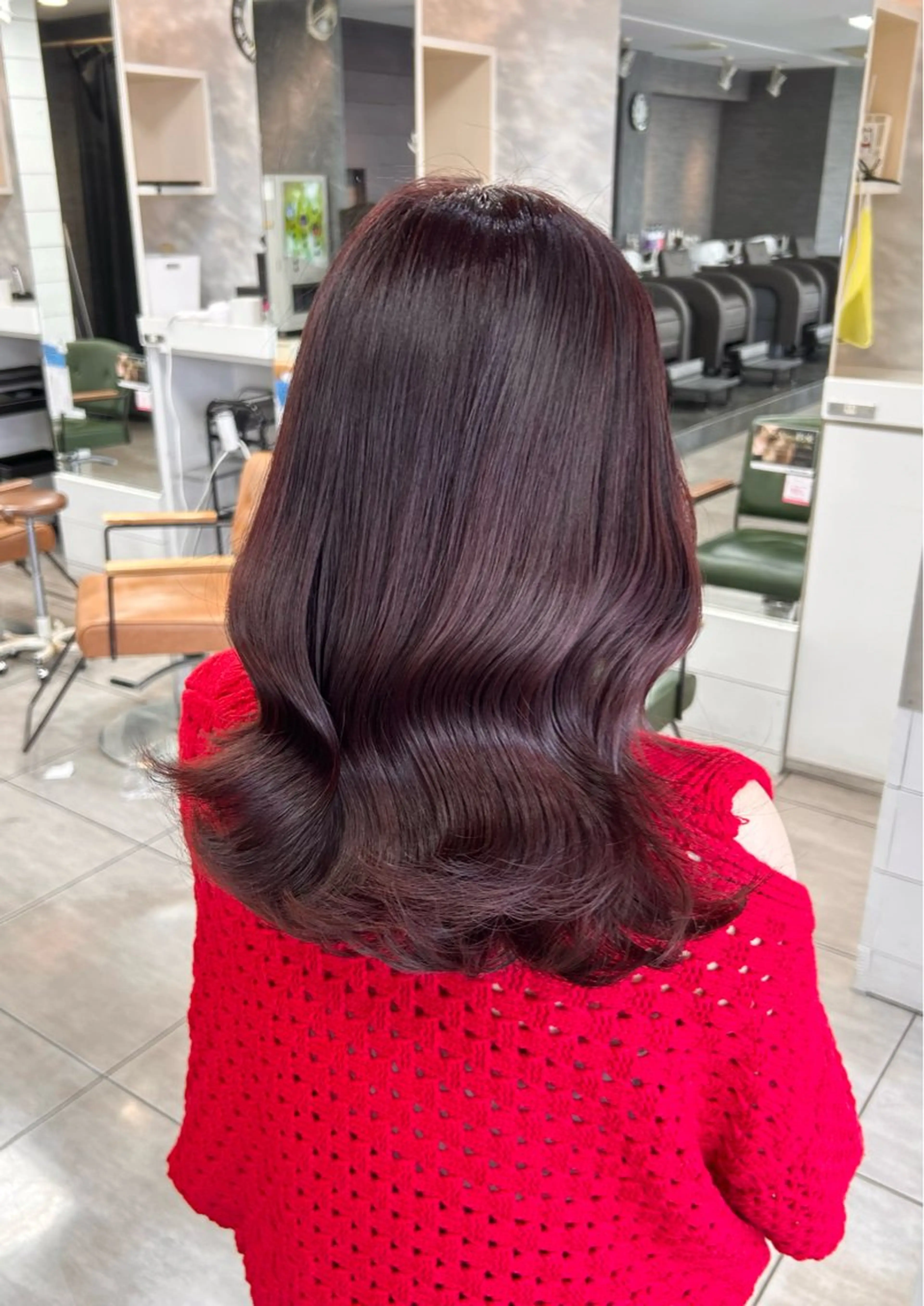 ミディアム カット ヘアカラー 🫧艶髪カラー🫧 森本くるみのヘアスタイル