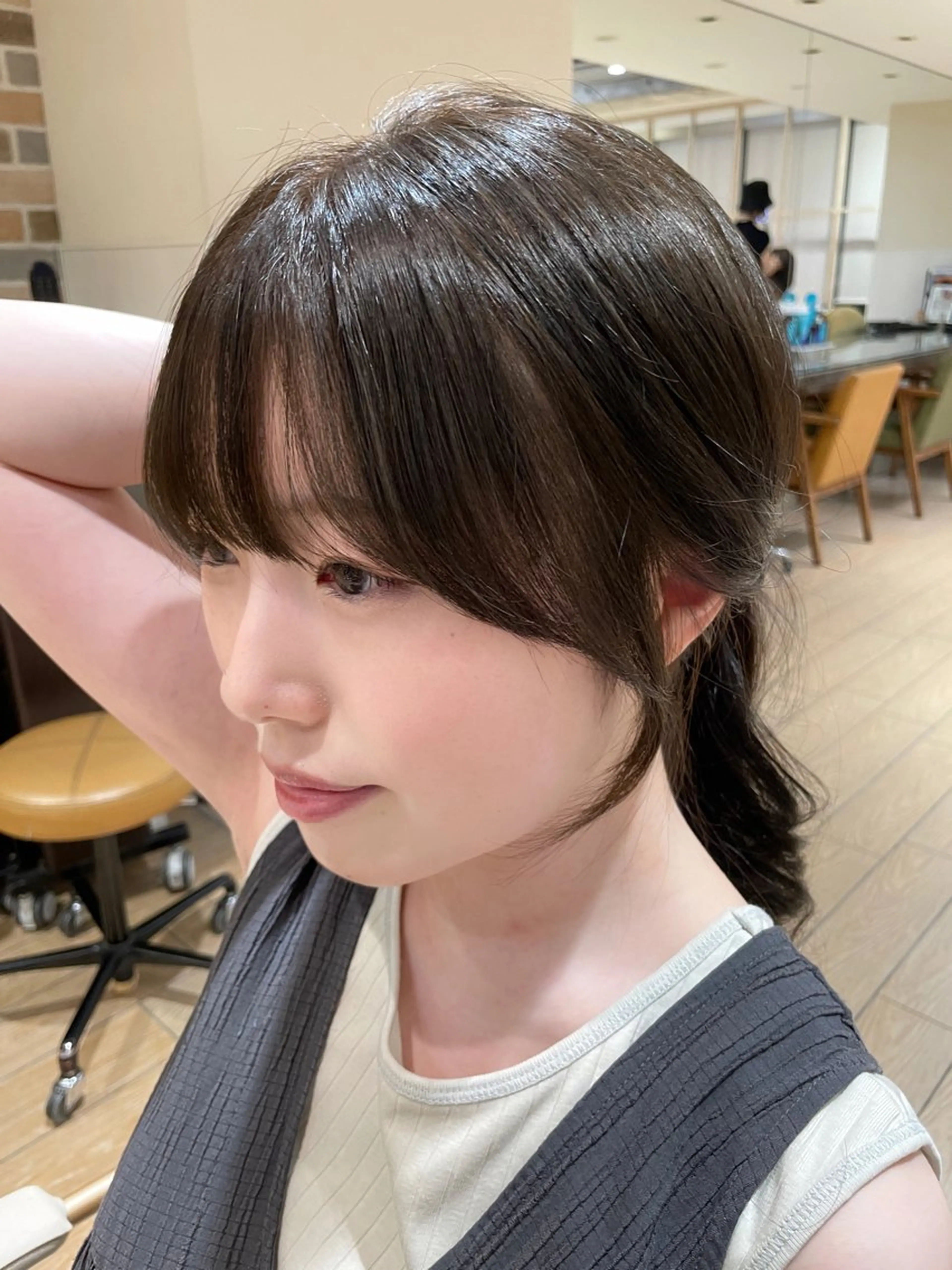 ミディアム カット トリートメント アフロートディル表参道店所属・艶髪カラー/レイヤー カット/表参道　寺崎のヘアスタイル