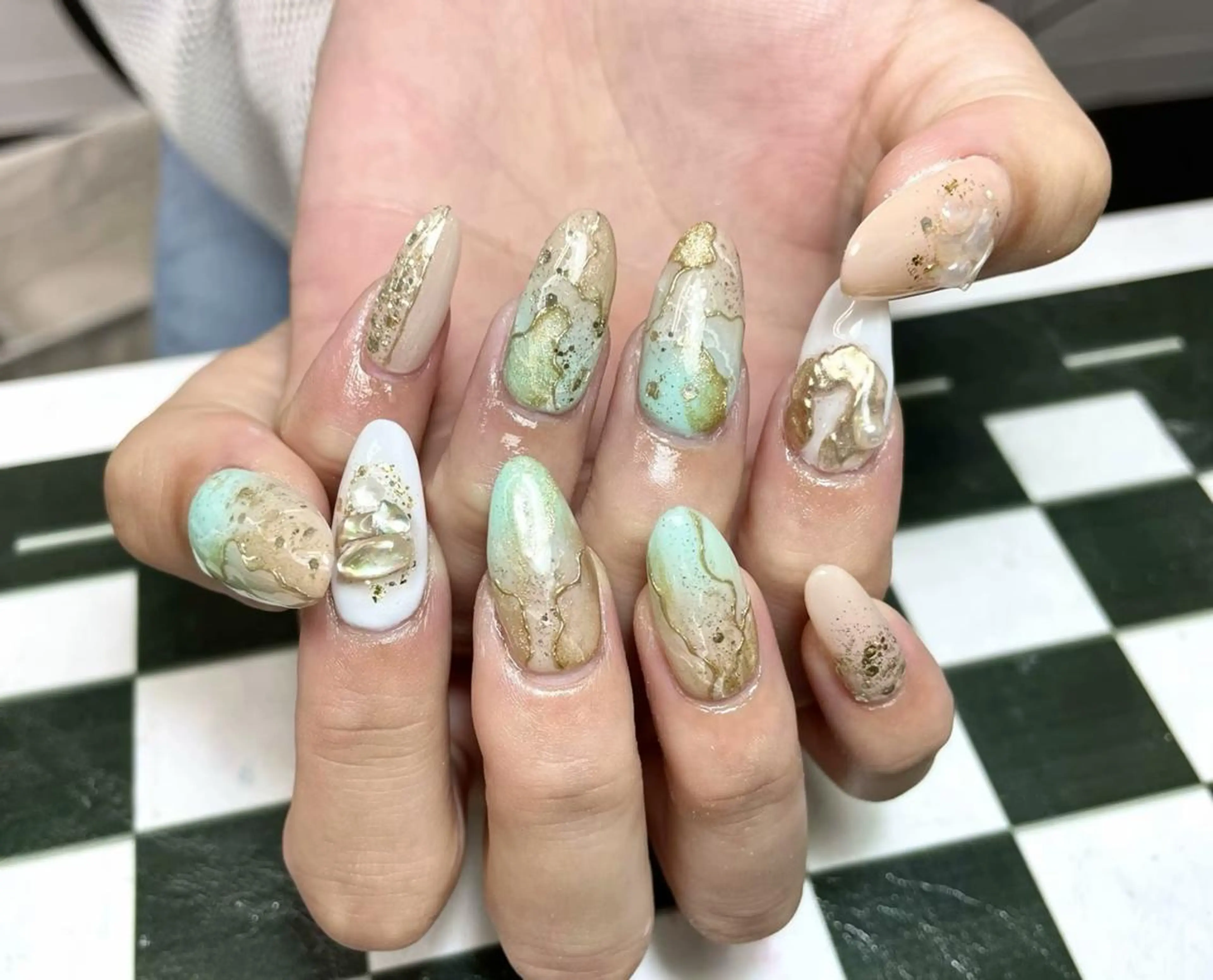 ネイル DEMAIN- 🌹のネイルデザイン