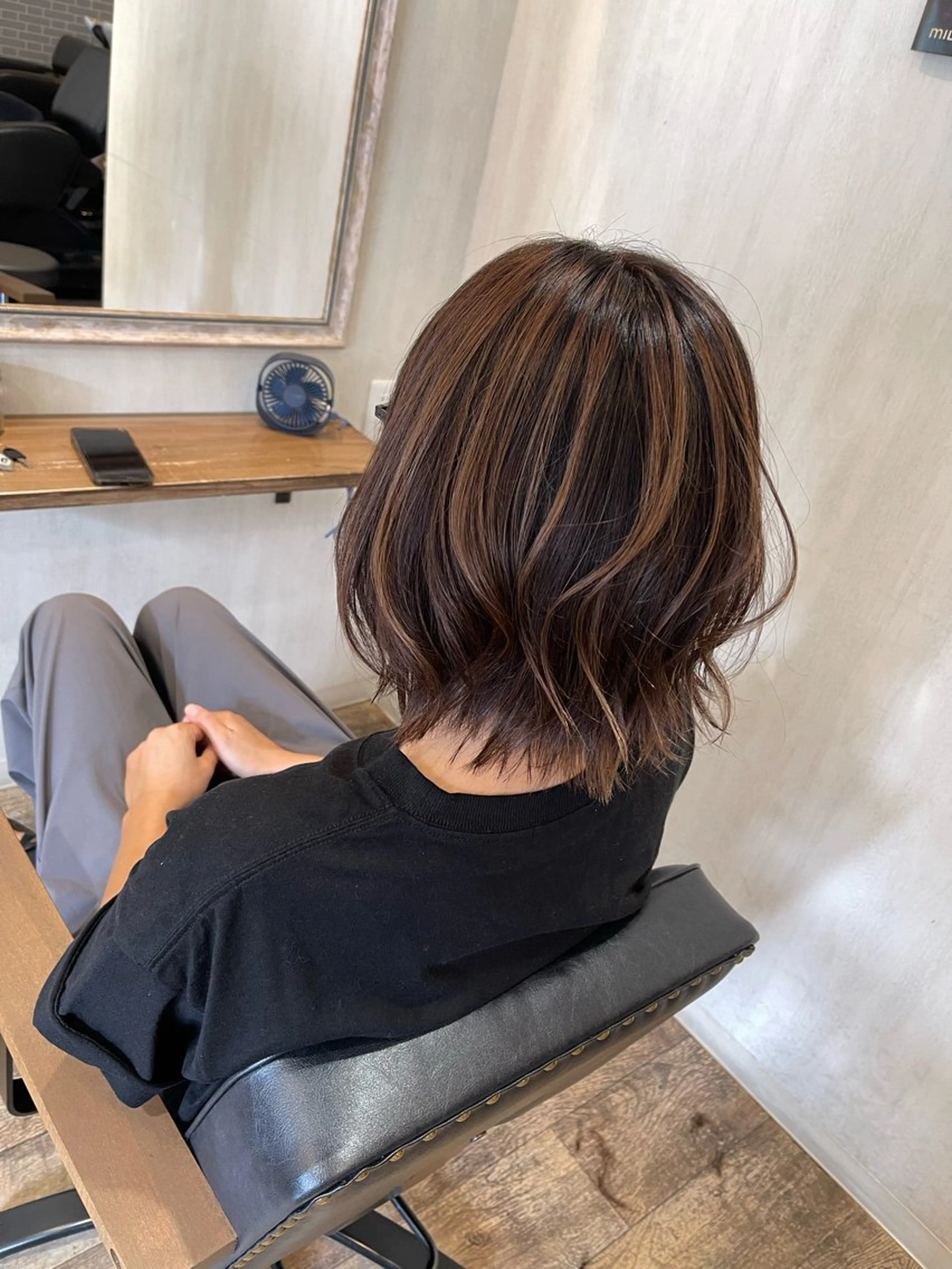 ミディアム カラー ハイライトカラー ハイライト カット ヘアカラー トリートメント marou 新柏のヘアスタイル