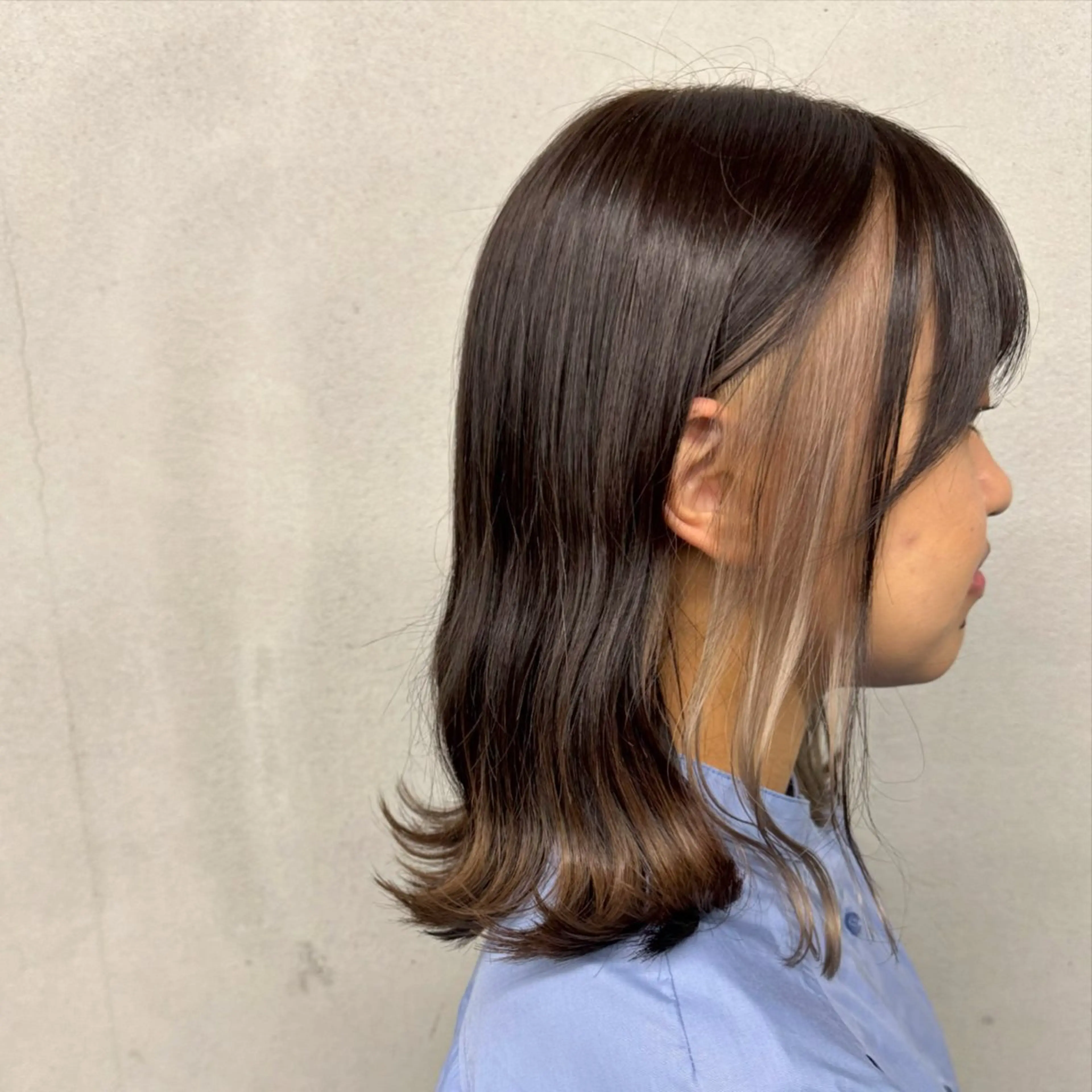 ミディアム カラー ヘアアレンジ イヤリングカラー カット ヘアカラー トリートメント #tag 佐藤璃美のヘアスタイル