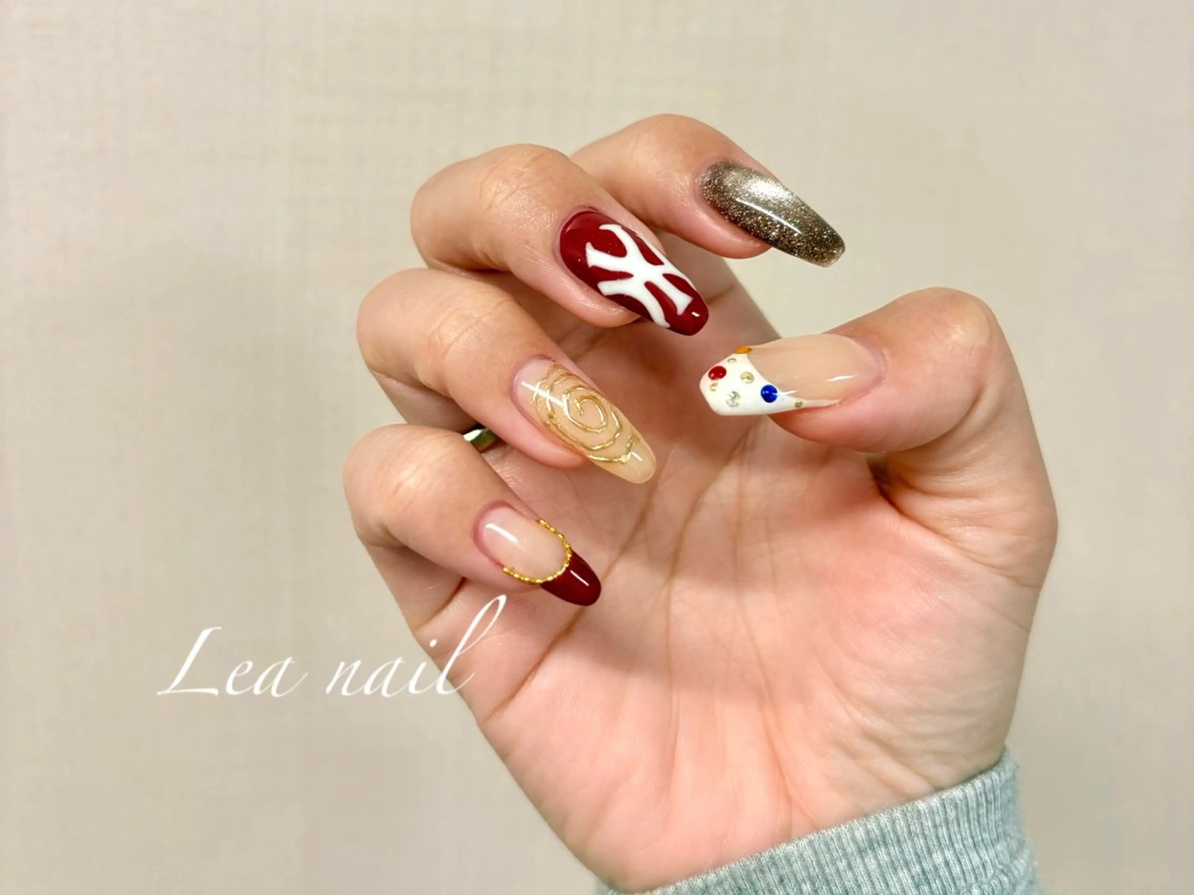 ネイル ハンドネイル Lea nail所属・五十部 瞳子 パラジェルのネイルデザイン