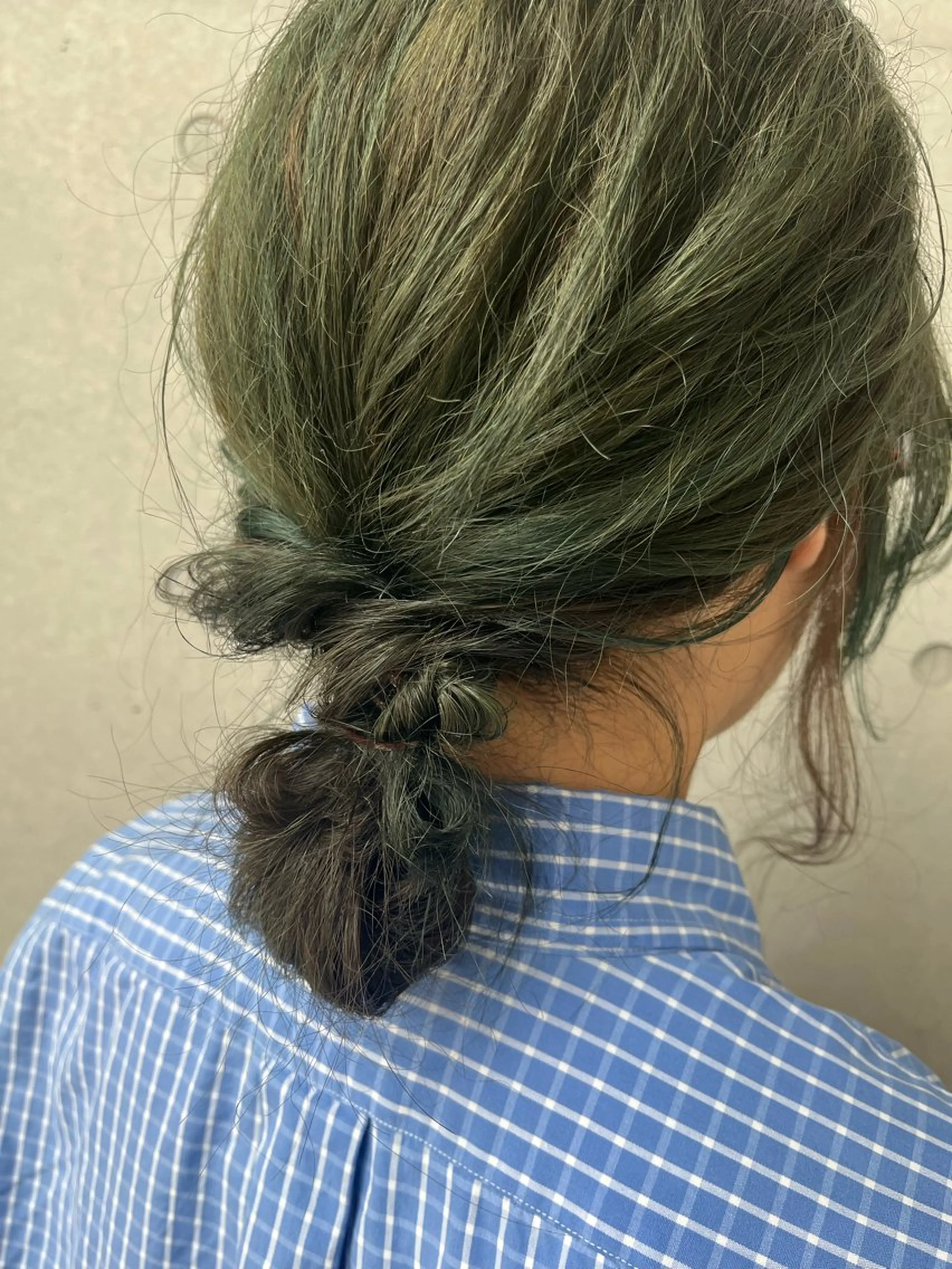 セミロング ヘアアレンジ ブリーチなしWカラー /地毛風/小林凪沙のヘアスタイル