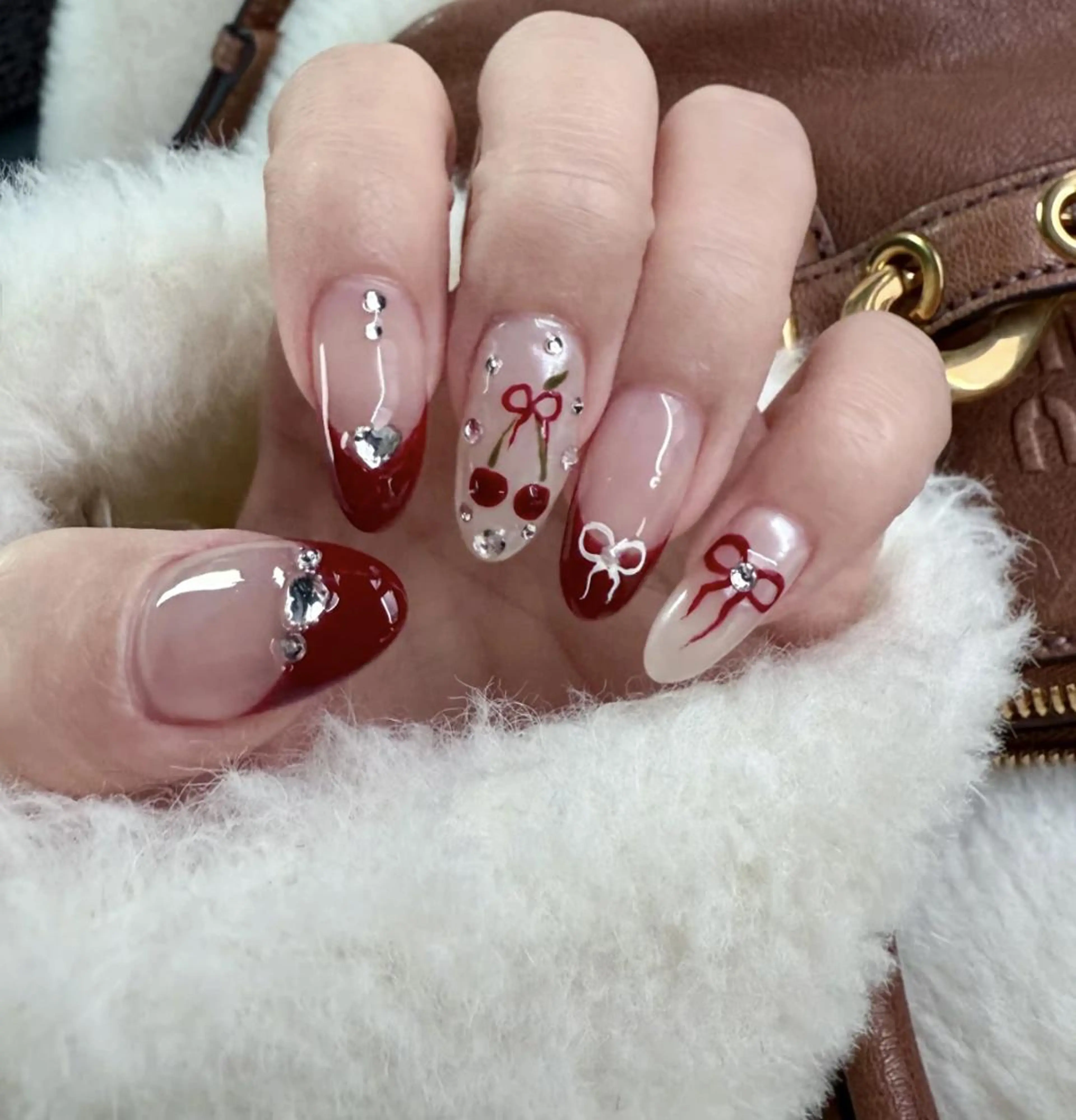 ネイル ハンドネイル ハンドケア 🍑 momo_nailのネイルデザイン