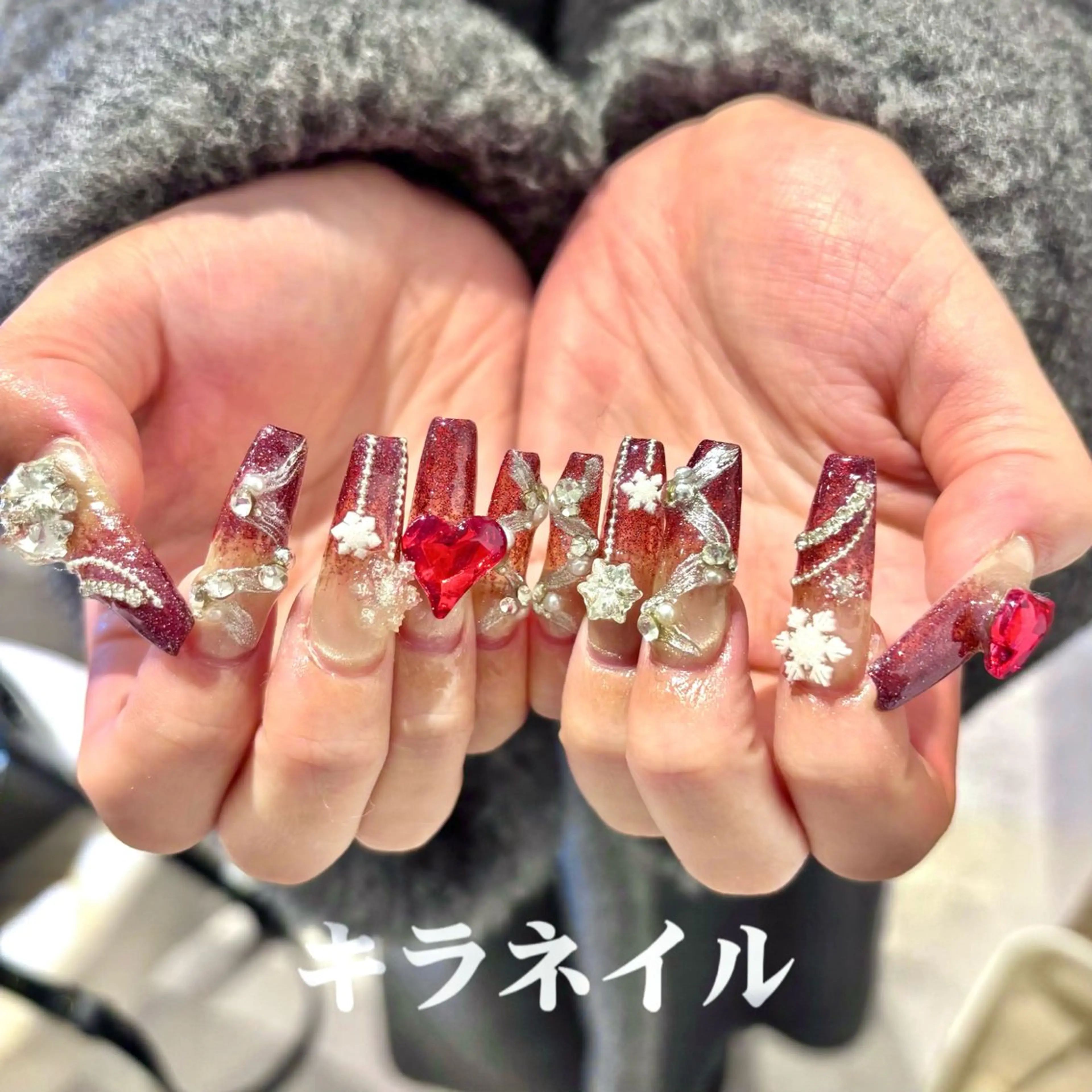 ネイル ハンドネイル 💗キラネイル💗 モチ最高のネイルデザイン