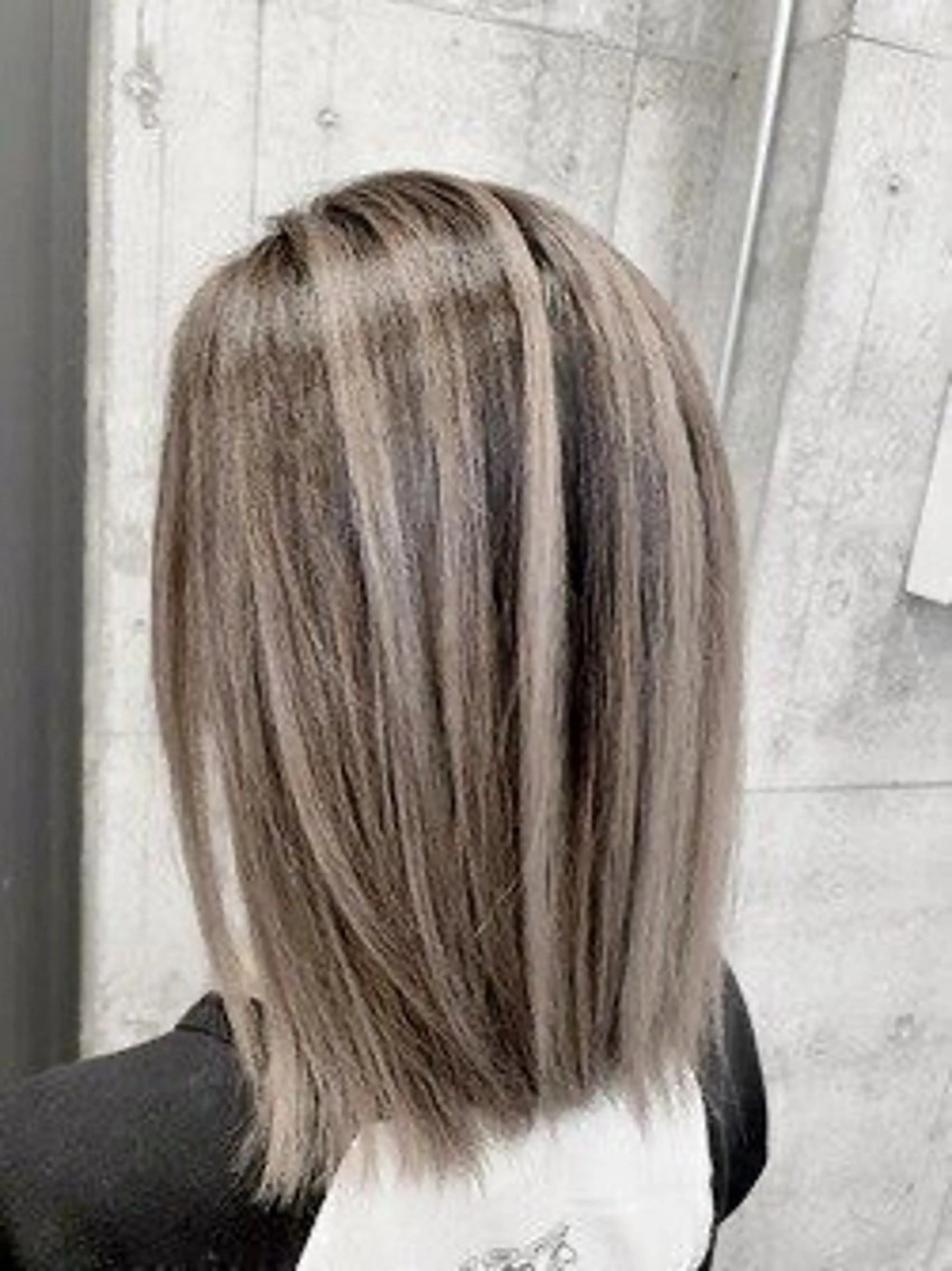 ミディアム カラー ハイライトカラー ハイライト 樋川 早紀のヘアスタイル