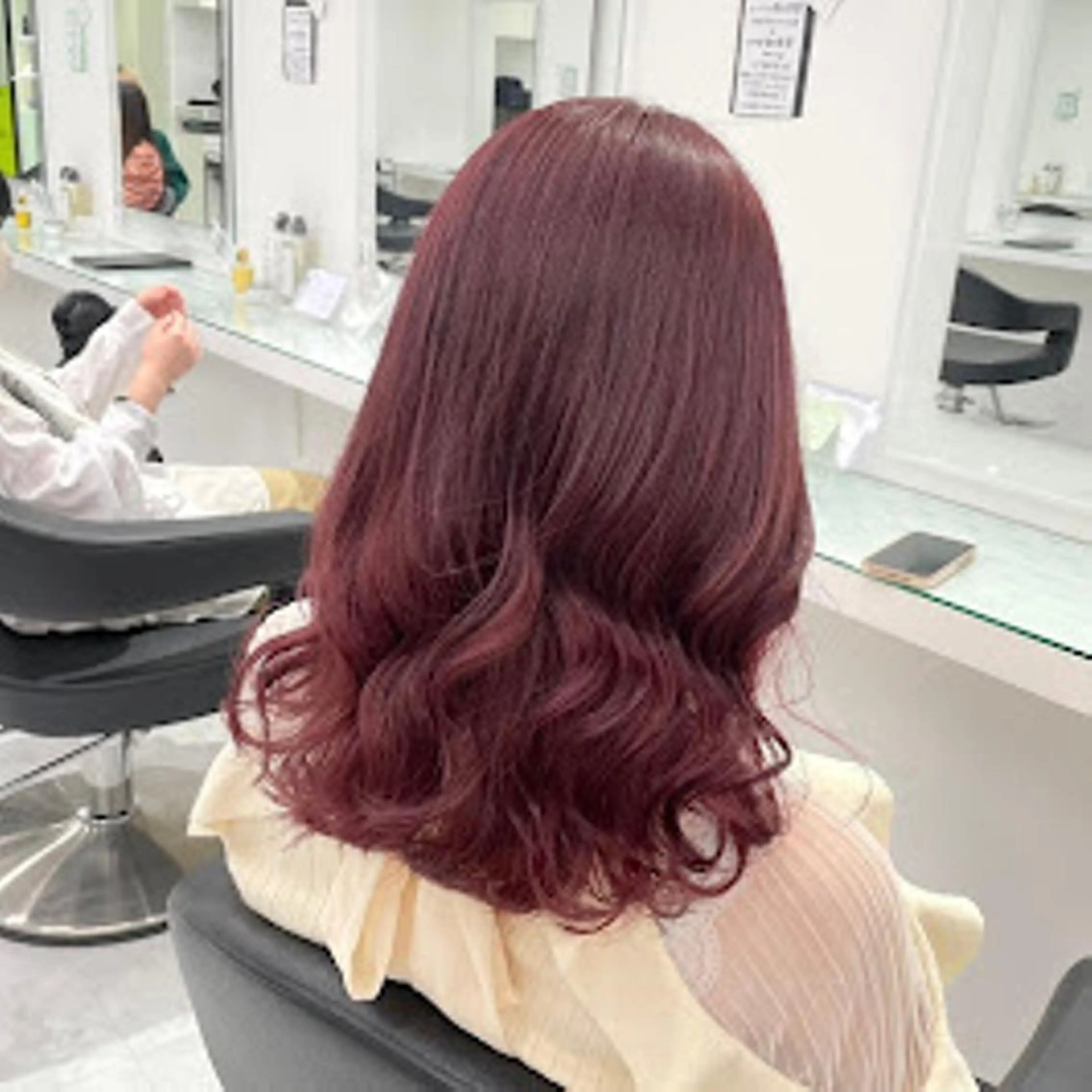 カラー 🪞【公式】表参道 🪞knot🪞のヘアスタイル