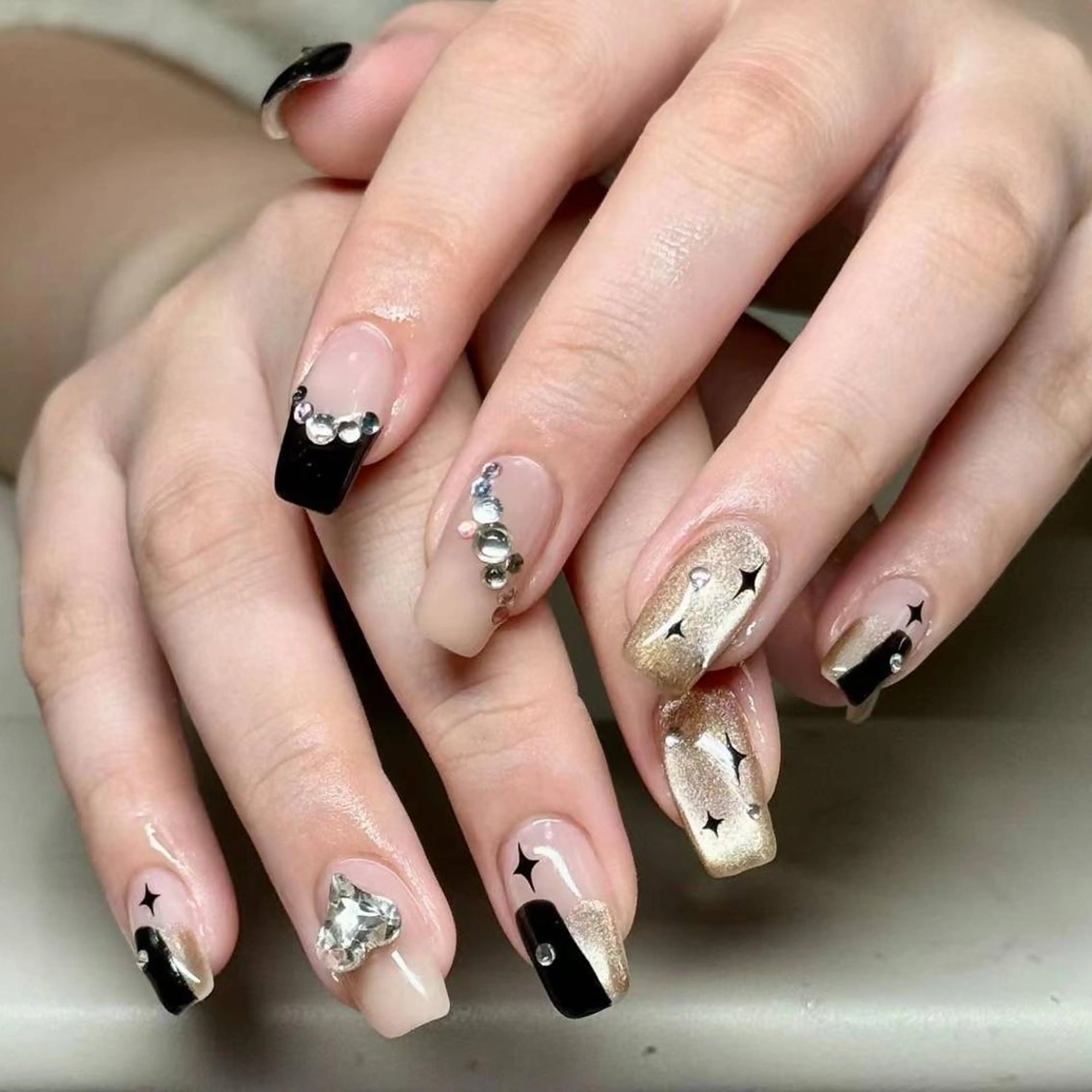 ネイル ラッキー 玲奈のネイルデザイン