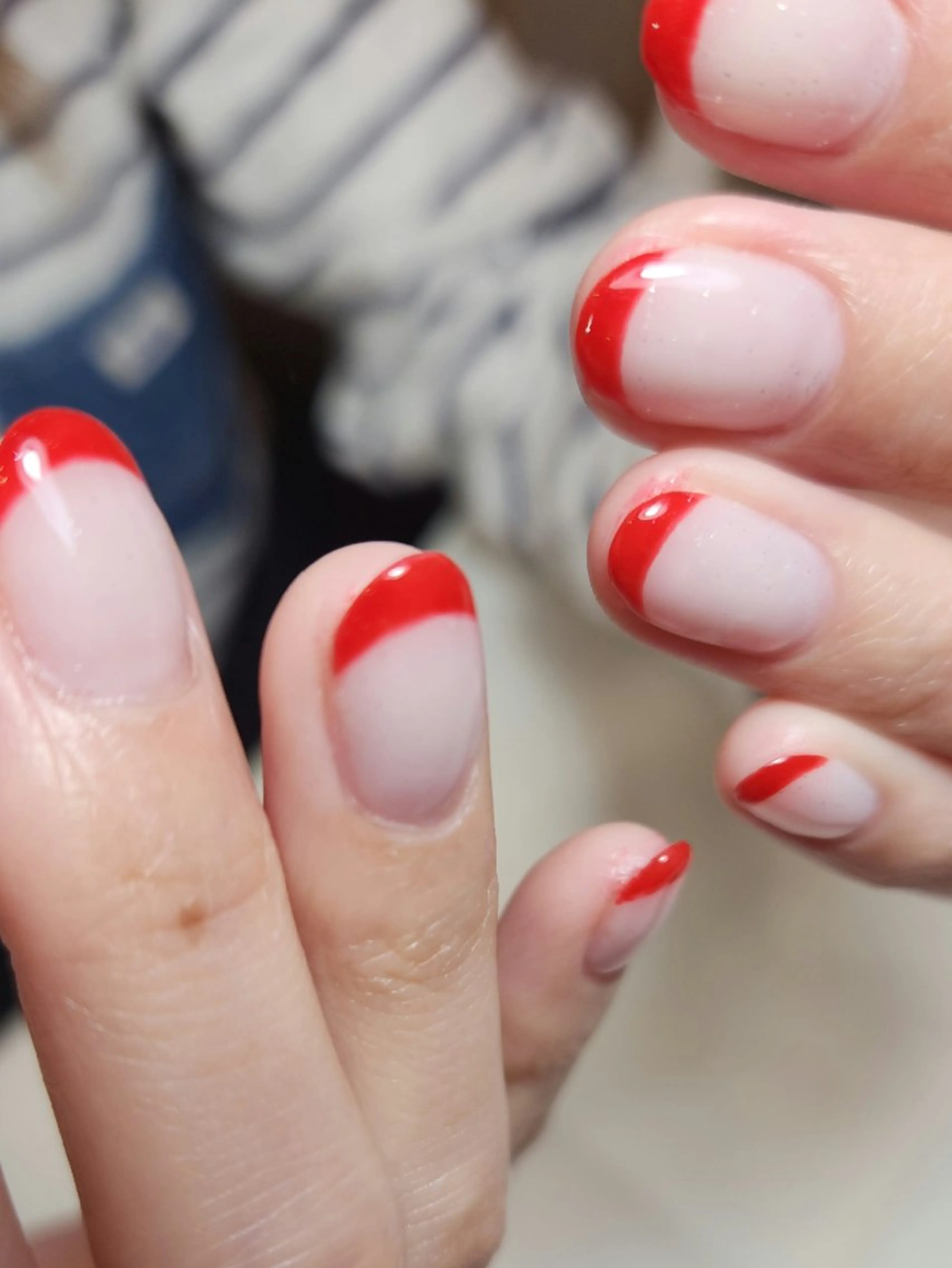 ネイル フレンチネイル 赤色 Non.中目黒nail所属・NailSalon N.中目黒のネイルデザイン