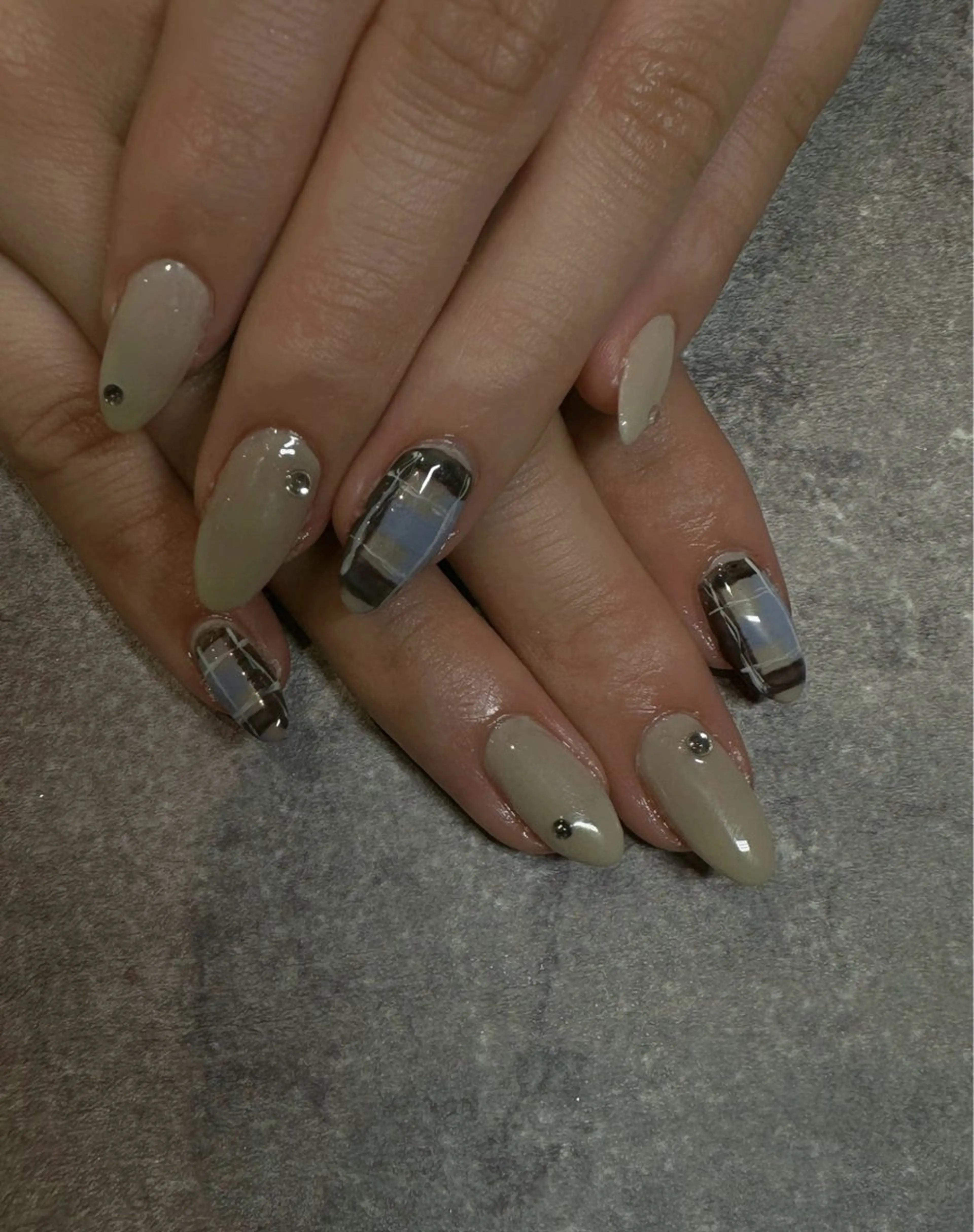 ネイル cres nail（スクールW内）所属・Sei｜京橋｜ Handモデル🩷のネイルデザイン