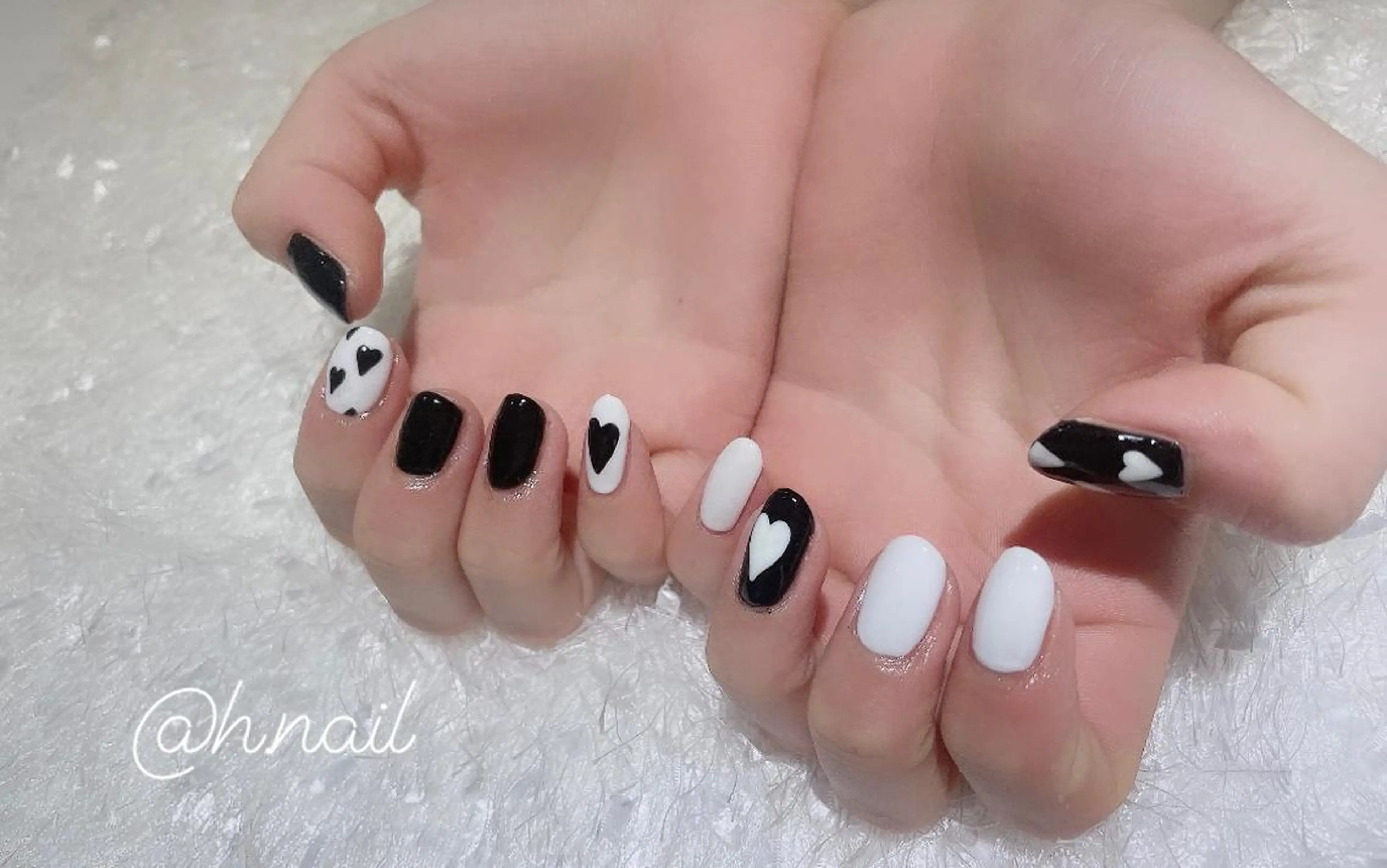 ネイル ハート Nakao Hitomiのネイルデザイン