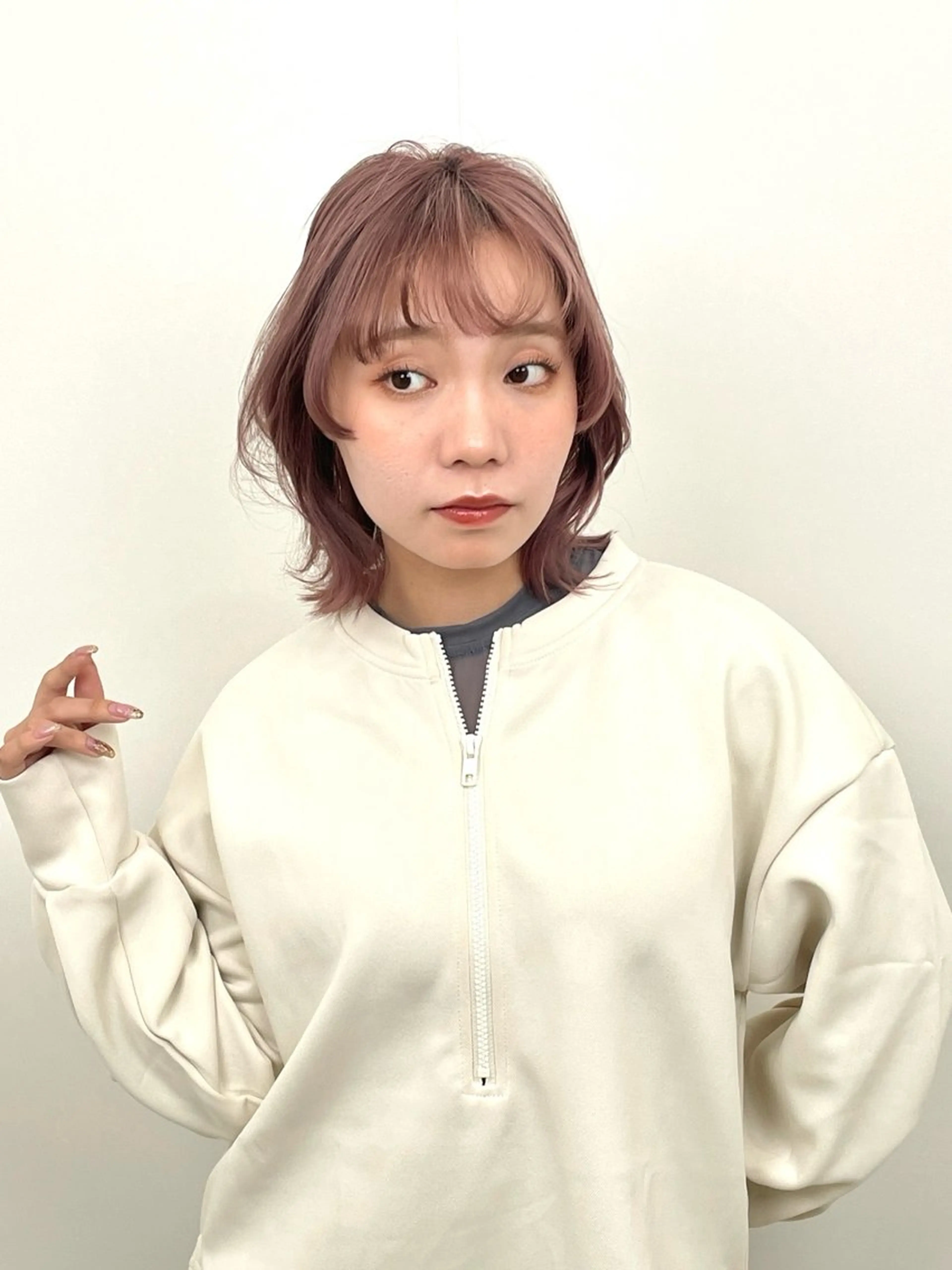 ショート カラー 森 亜紗美のヘアスタイル