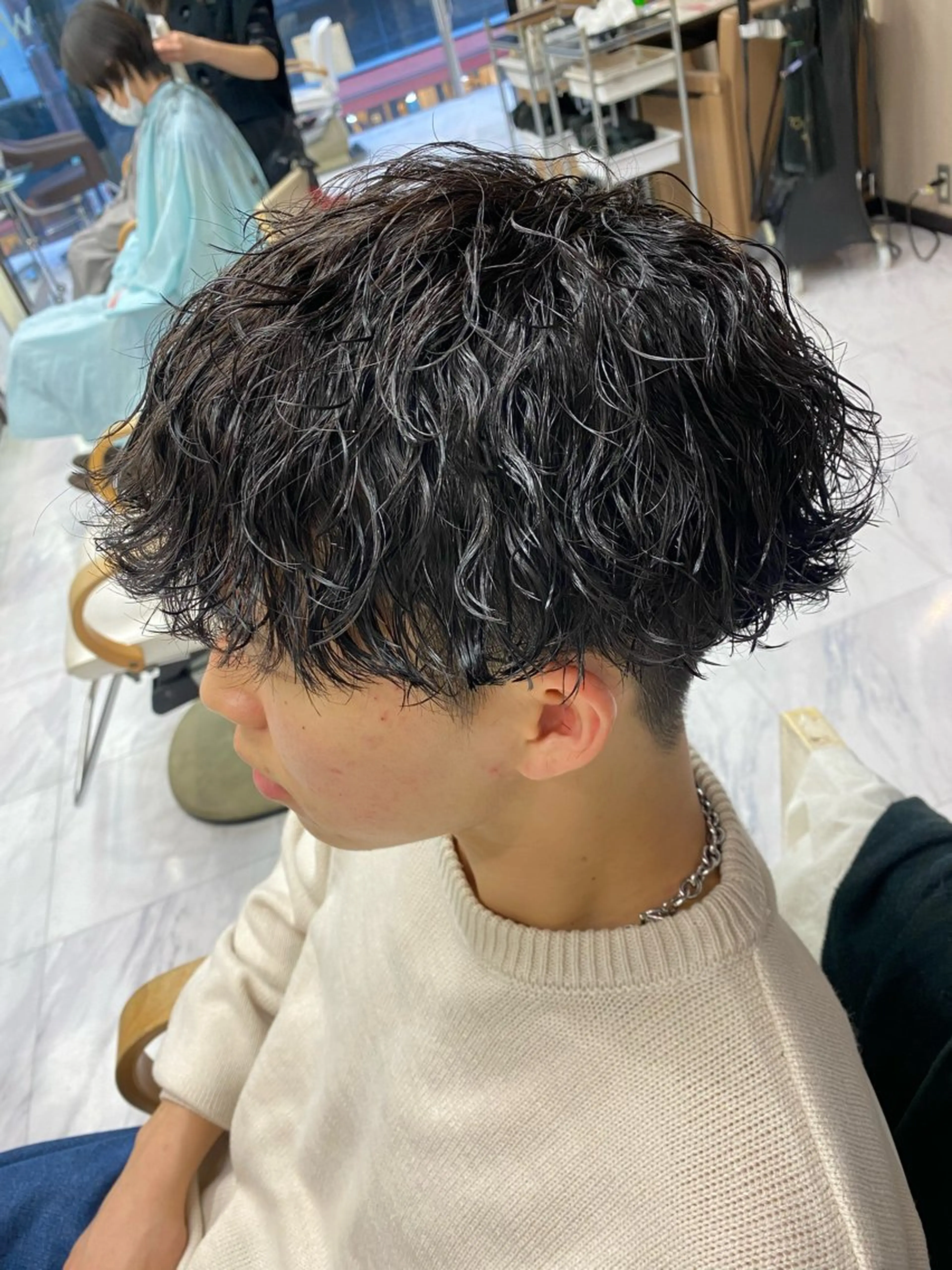 パーマ メンズ メンズパーマ メンズツイストパーマ 波巻きパーマ スパイラルパーマ ツイストパーマ カット パーマ トリートメント 🌴パーマオタク🌴 長谷川　諒佑🌈のヘアスタイル