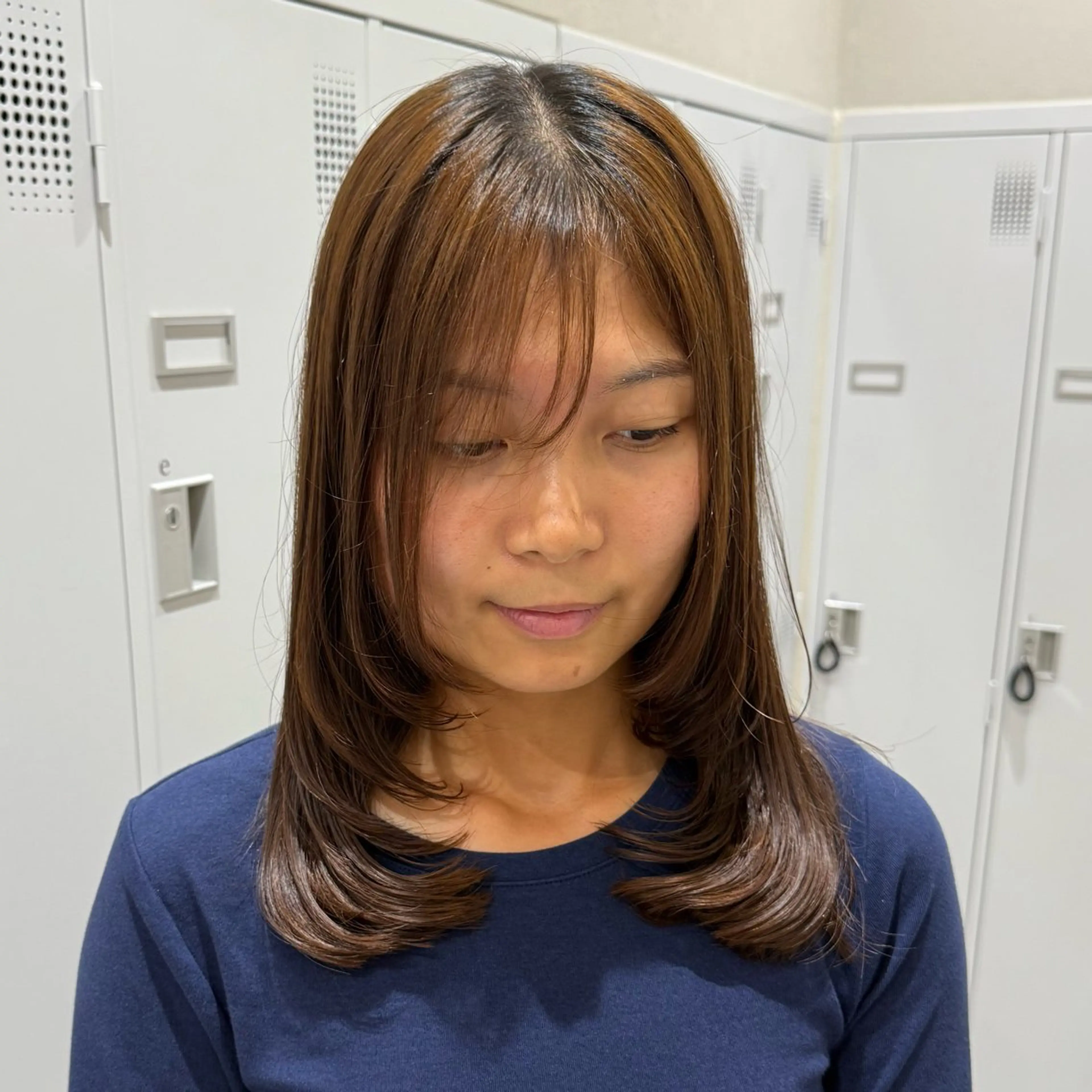 セミロング カット トリートメント 韓国レイヤー｜ 透明感カラー｜ココナのヘアスタイル