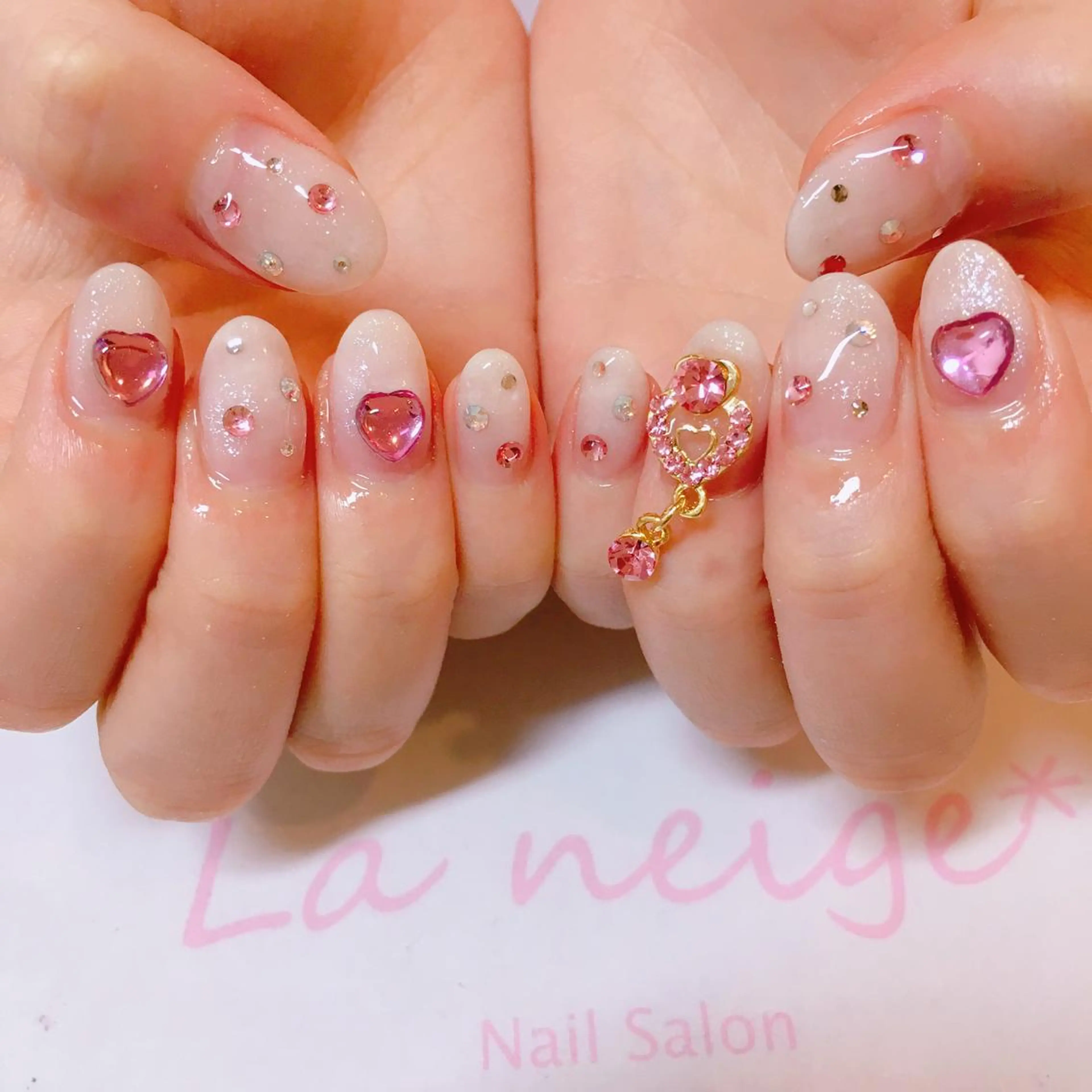 ネイル ハート La neige* yuki 🥯🍑のネイルデザイン