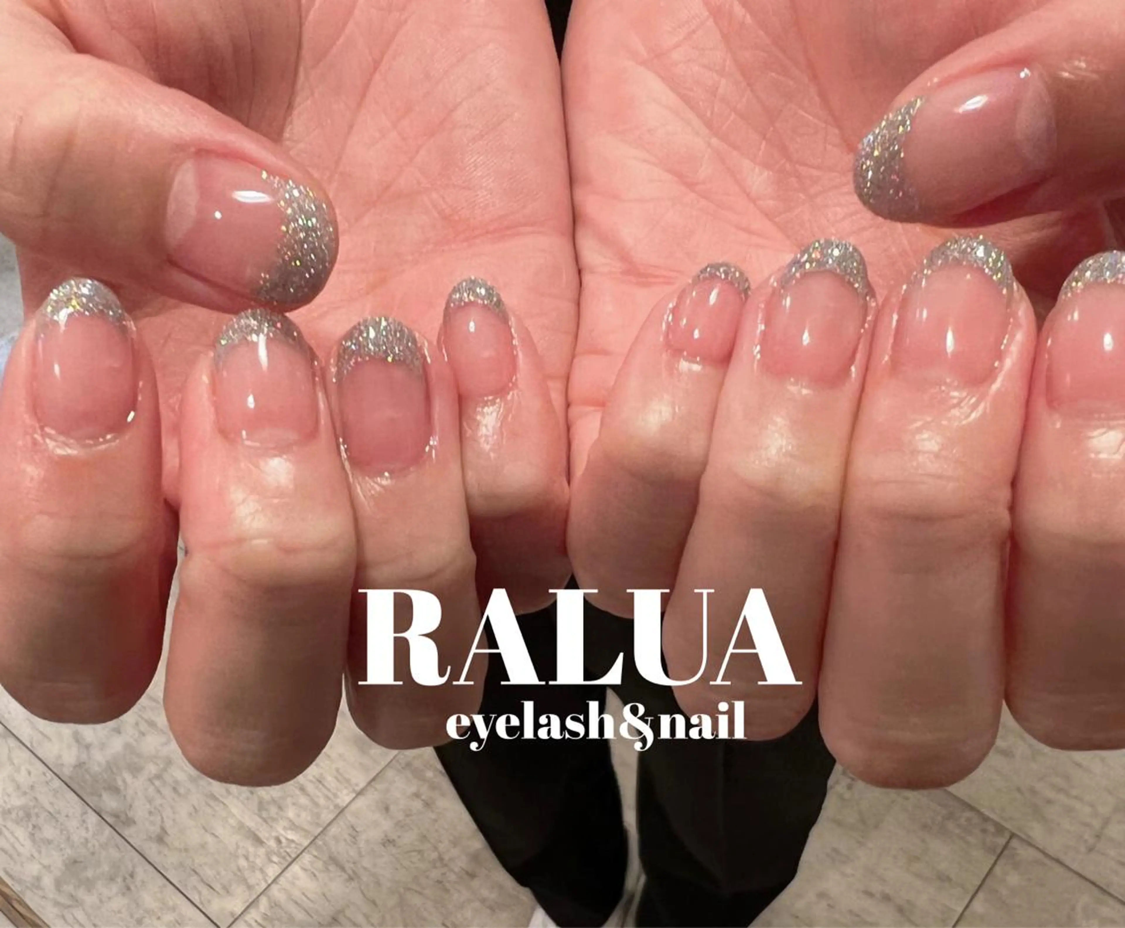 ネイル RALUA shiori🐰のネイルデザイン