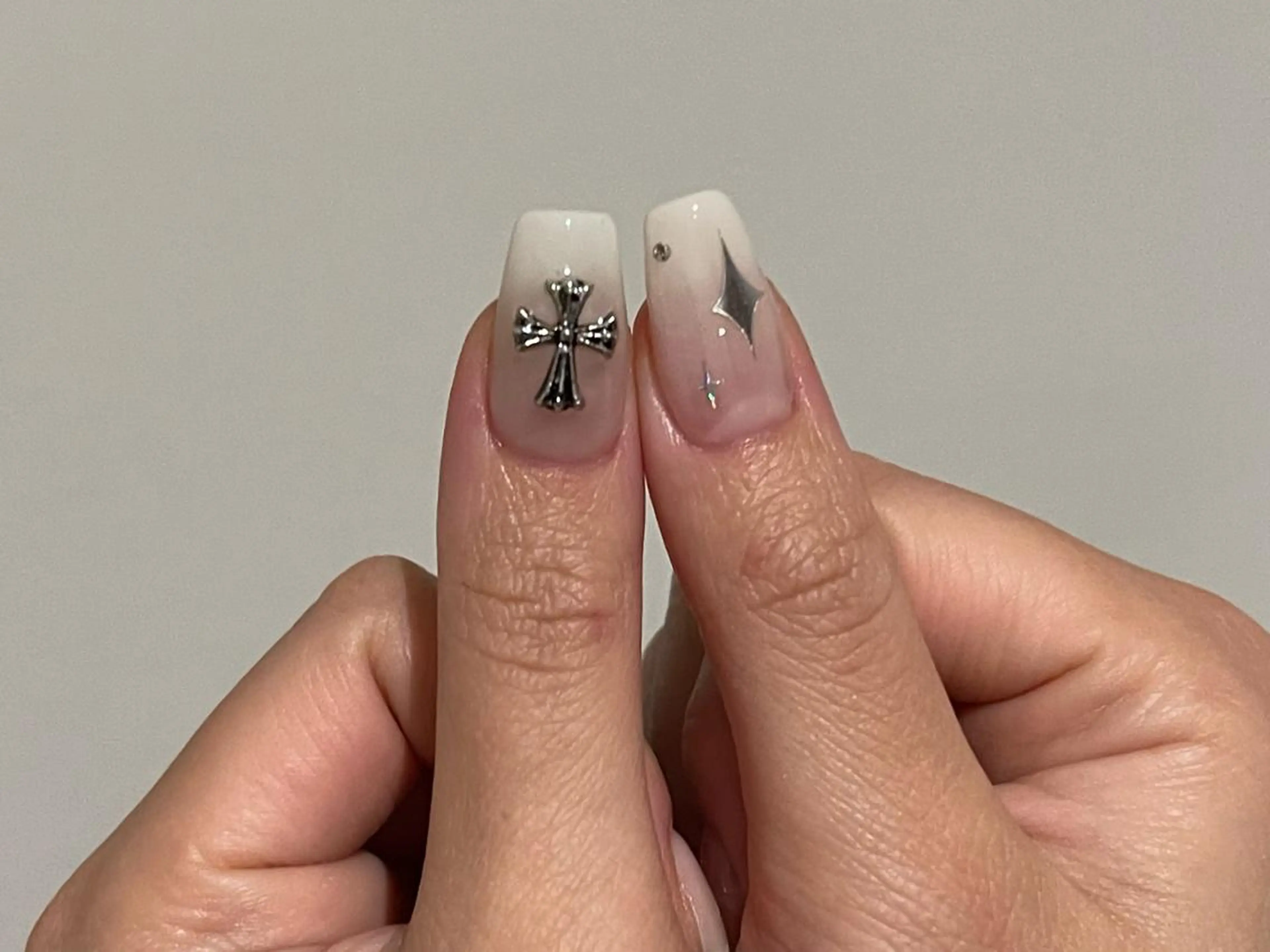 ネイル 8113 海外/y2k/韓国のネイルデザイン