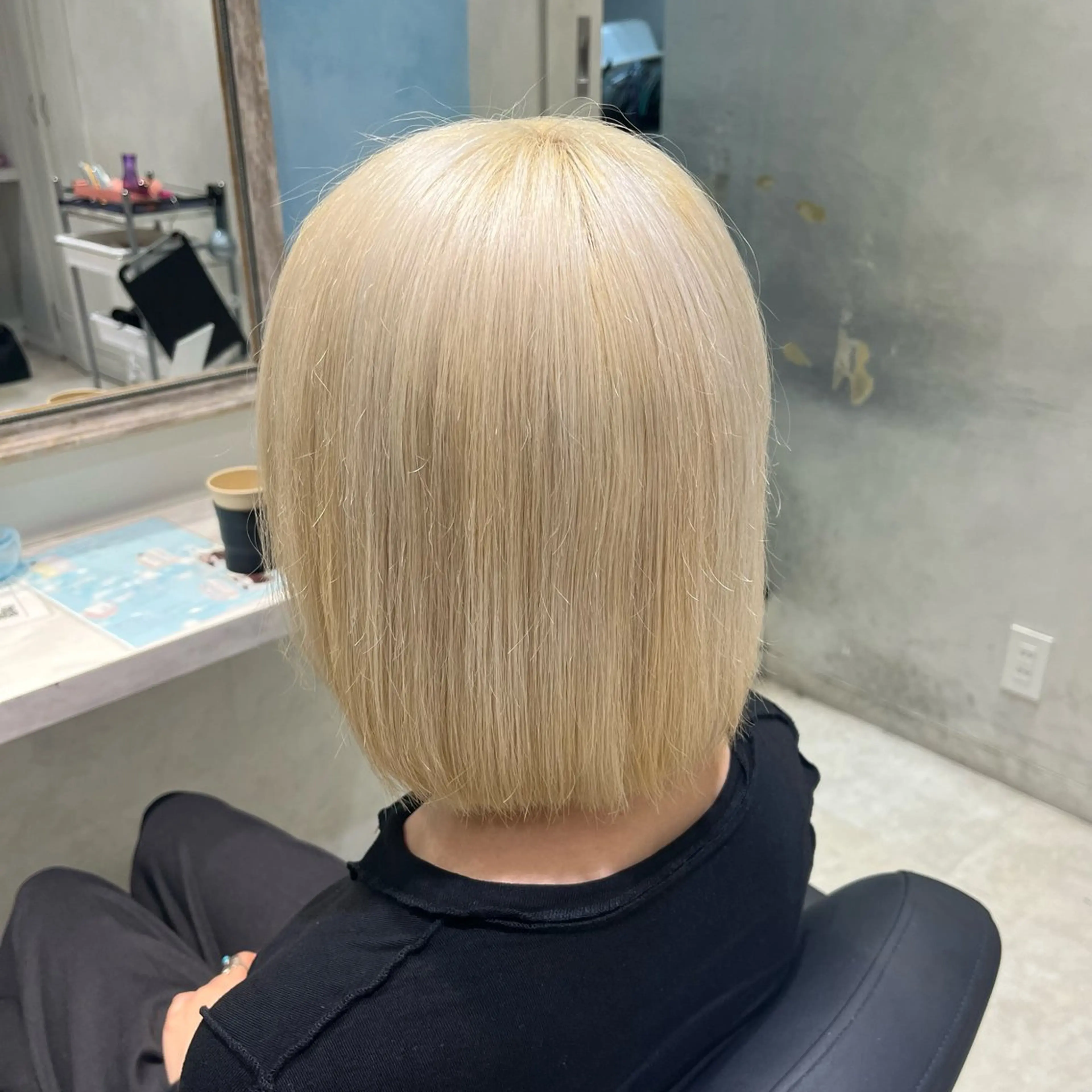 ショート カラー ブリーチ ブロンド ハイトーンカラー ホワイトブロンド 💖ブリーチ/暖色 𝐘𝐮𝐢💖のヘアスタイル