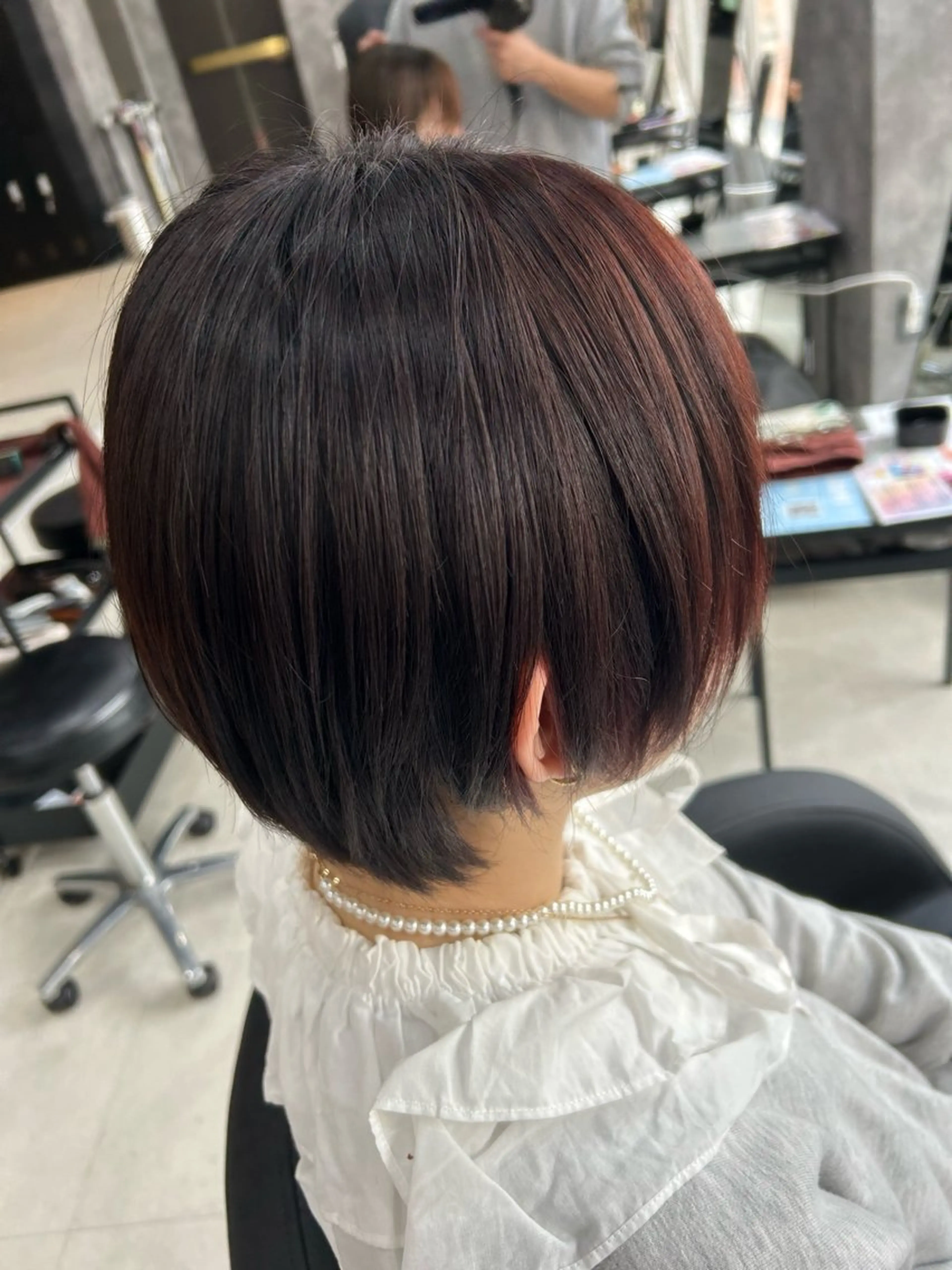 平日限定🩶［高発色カラー］イルミナカラーorアディクシーカラー＋前処理TRの写真