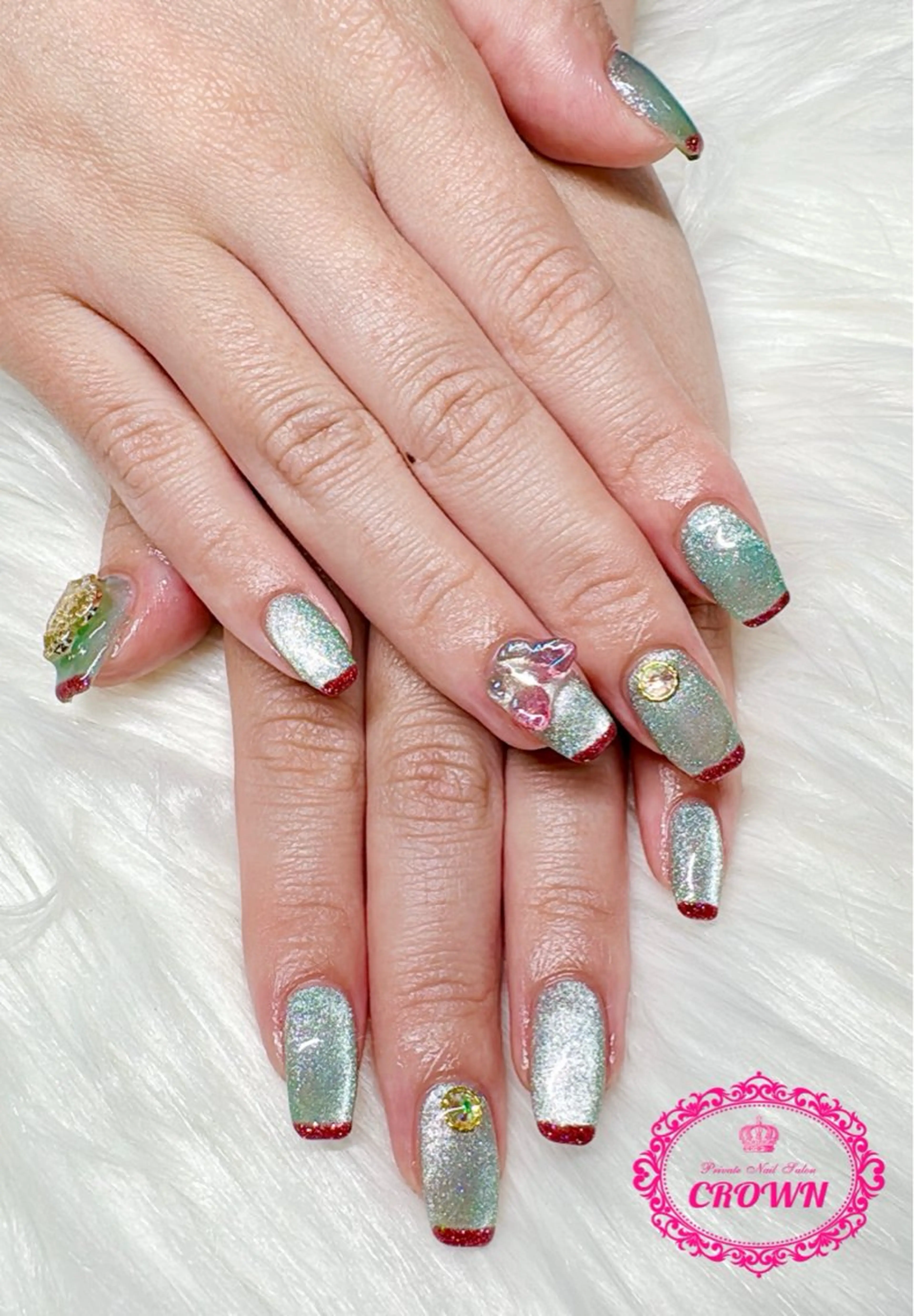 ネイル CROWN プライベートサロンのネイルデザイン