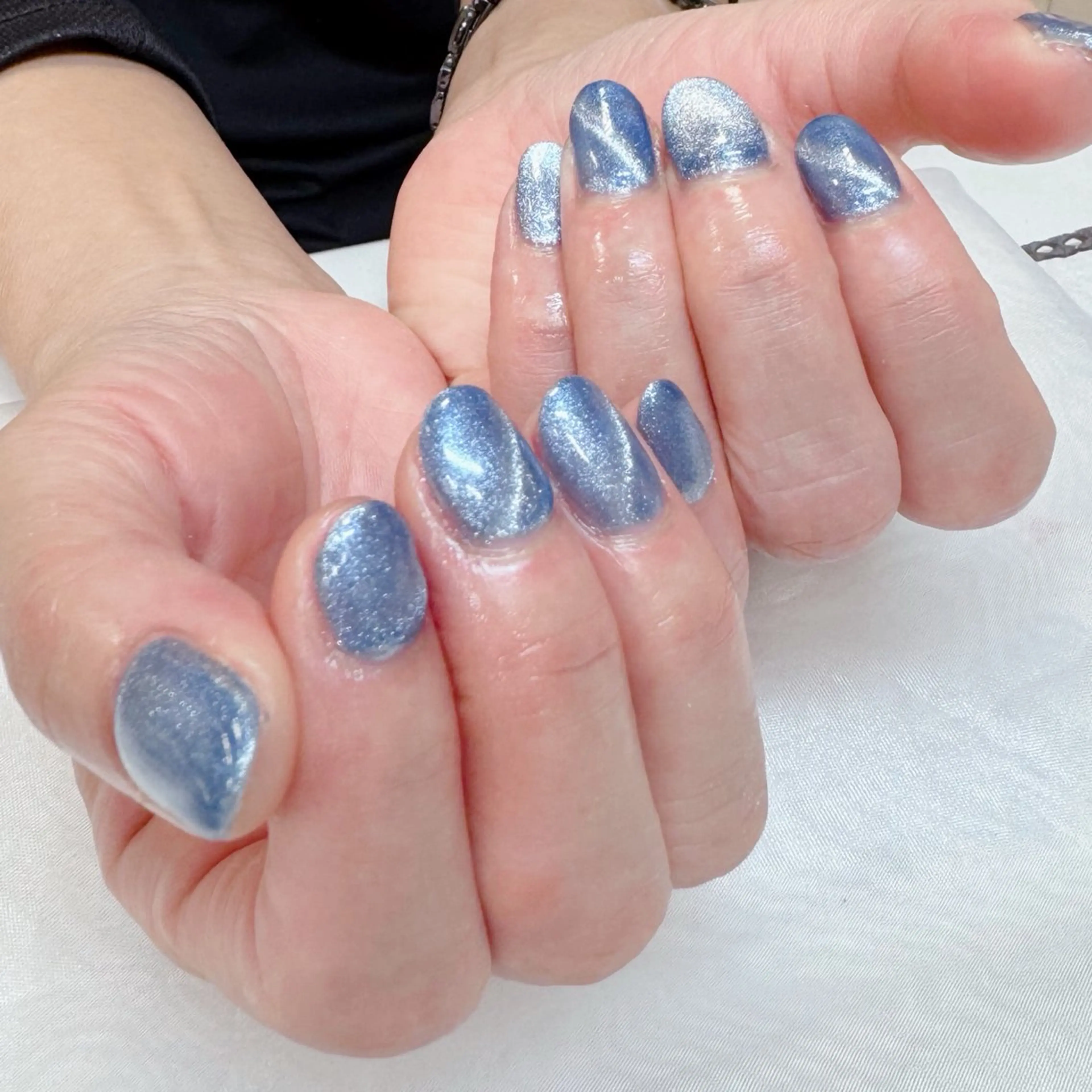 ネイル ブルー キラキラネイル マグネットネイル maruyasu. yのネイルデザイン