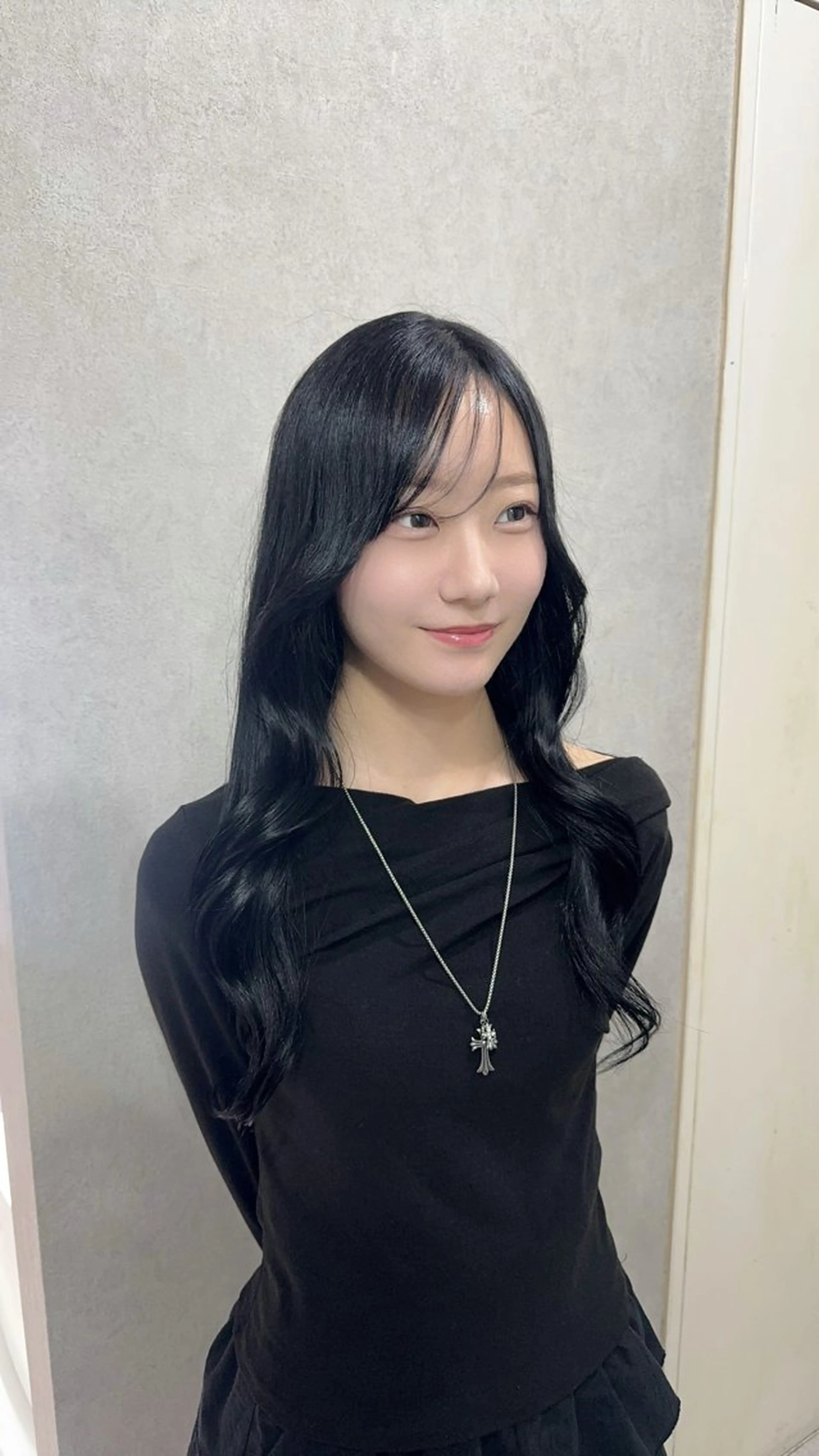 カラー アッシュ アッシュブラウン ベージュカラー 黒髪 ブリーチ ヘアカラー トリートメント 赤み無し柔らかカラー 【梅田】madokaのヘアスタイル