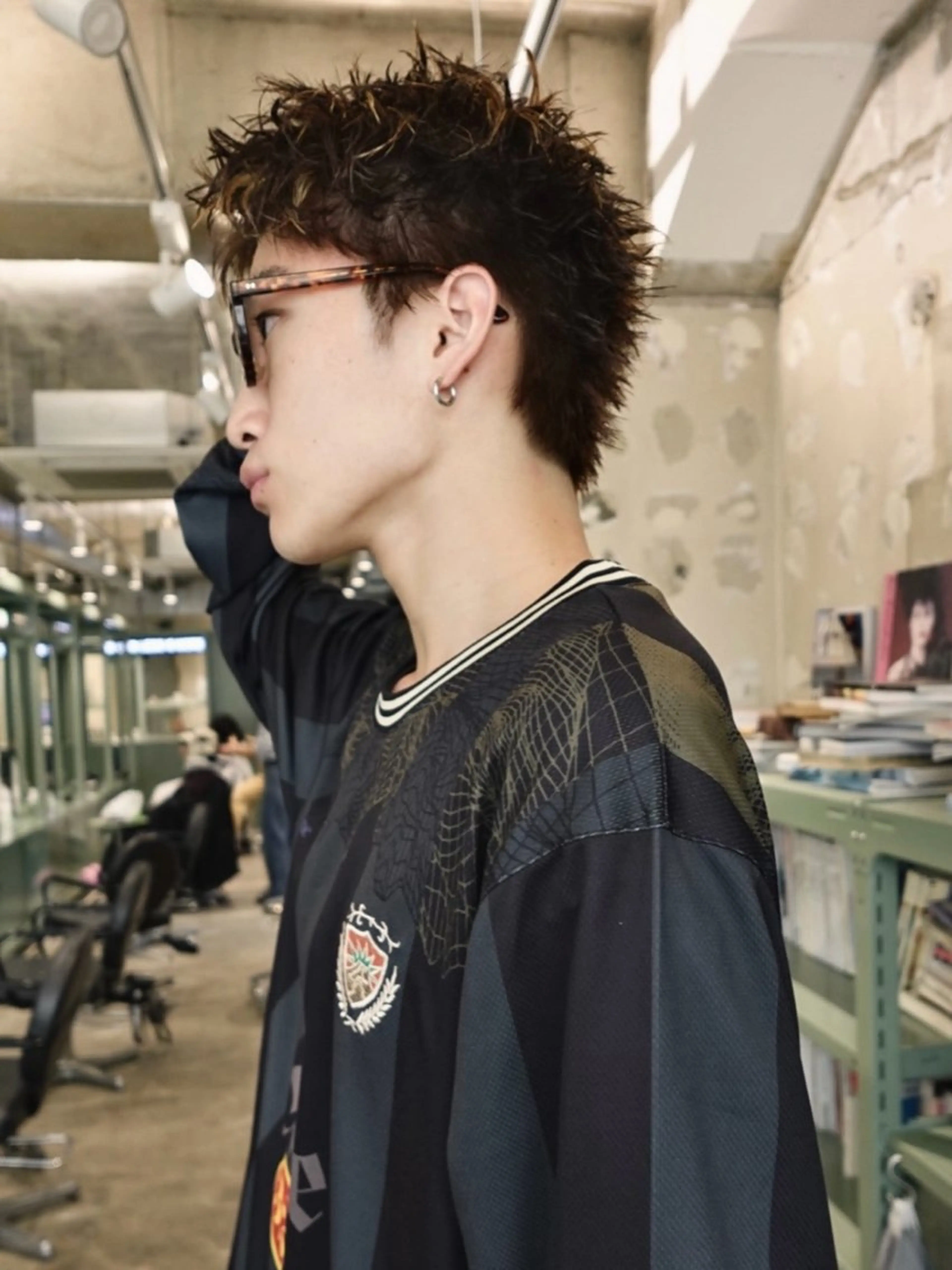 メンズ カラー特化⭐️透明感 ダブルカラー/近澤のヘアスタイル