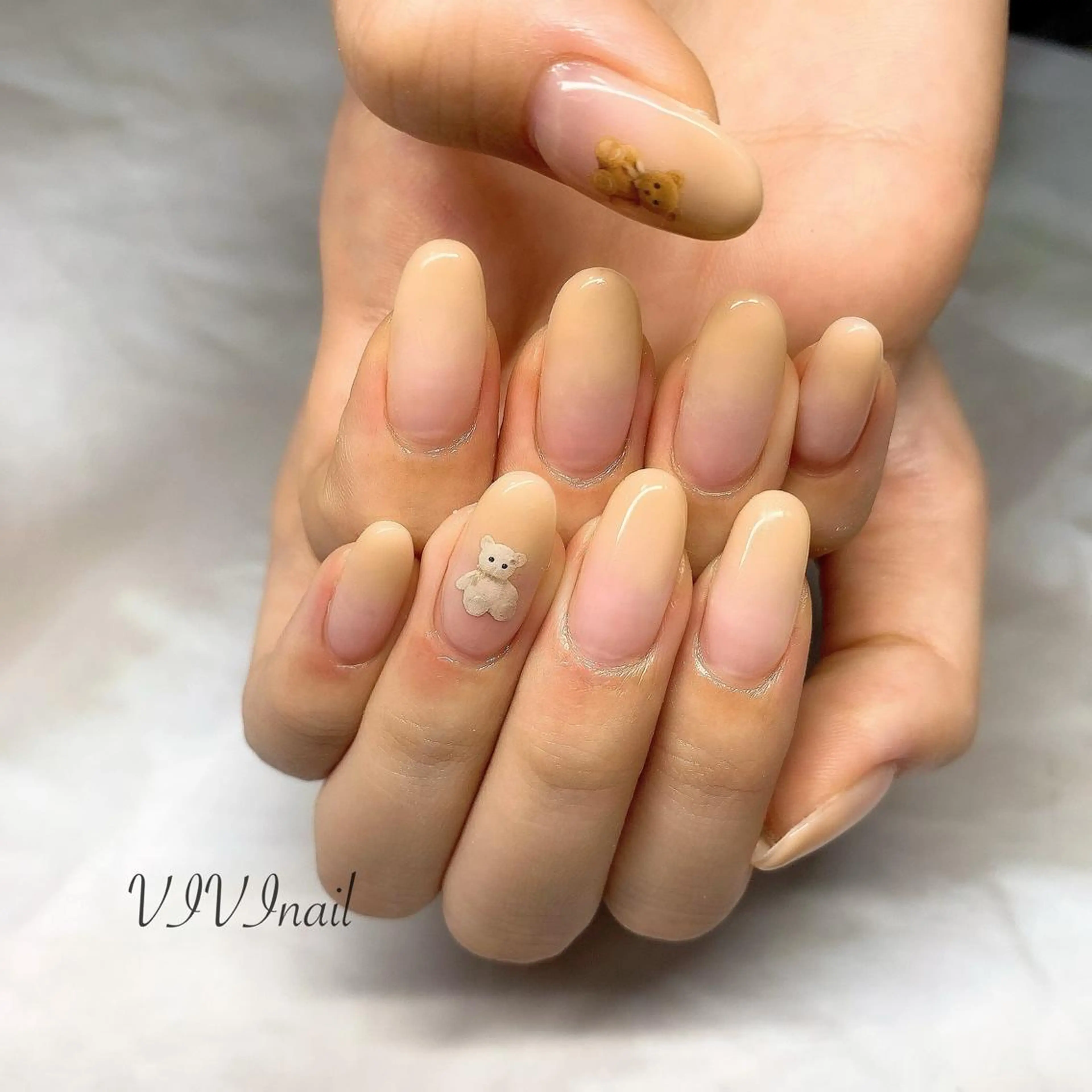 ネイル シンプルネイル ハンドネイル vivi nailのネイルデザイン