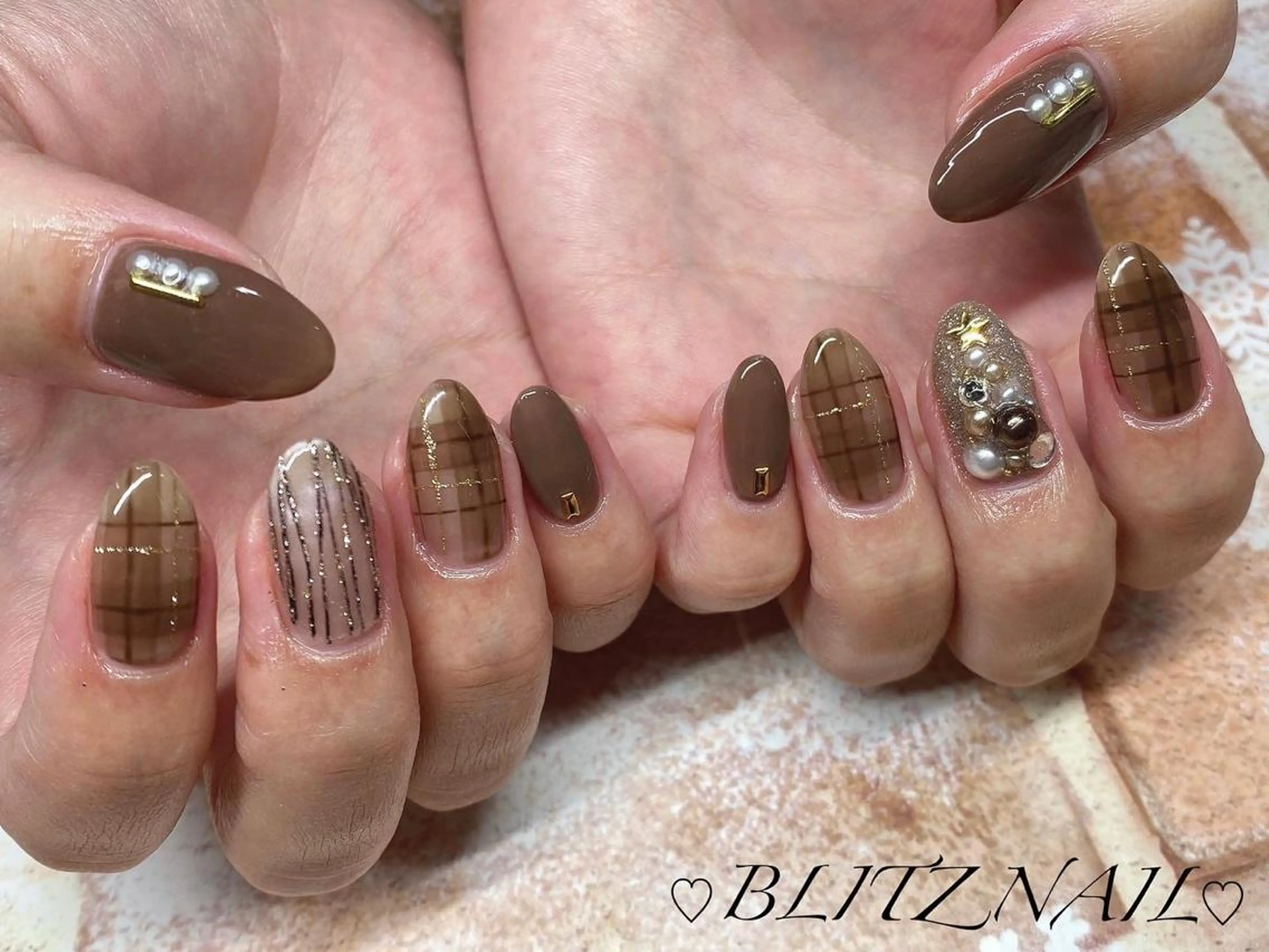 ネイル BLITZ Nail 岩田💅🏻✨のネイルデザイン