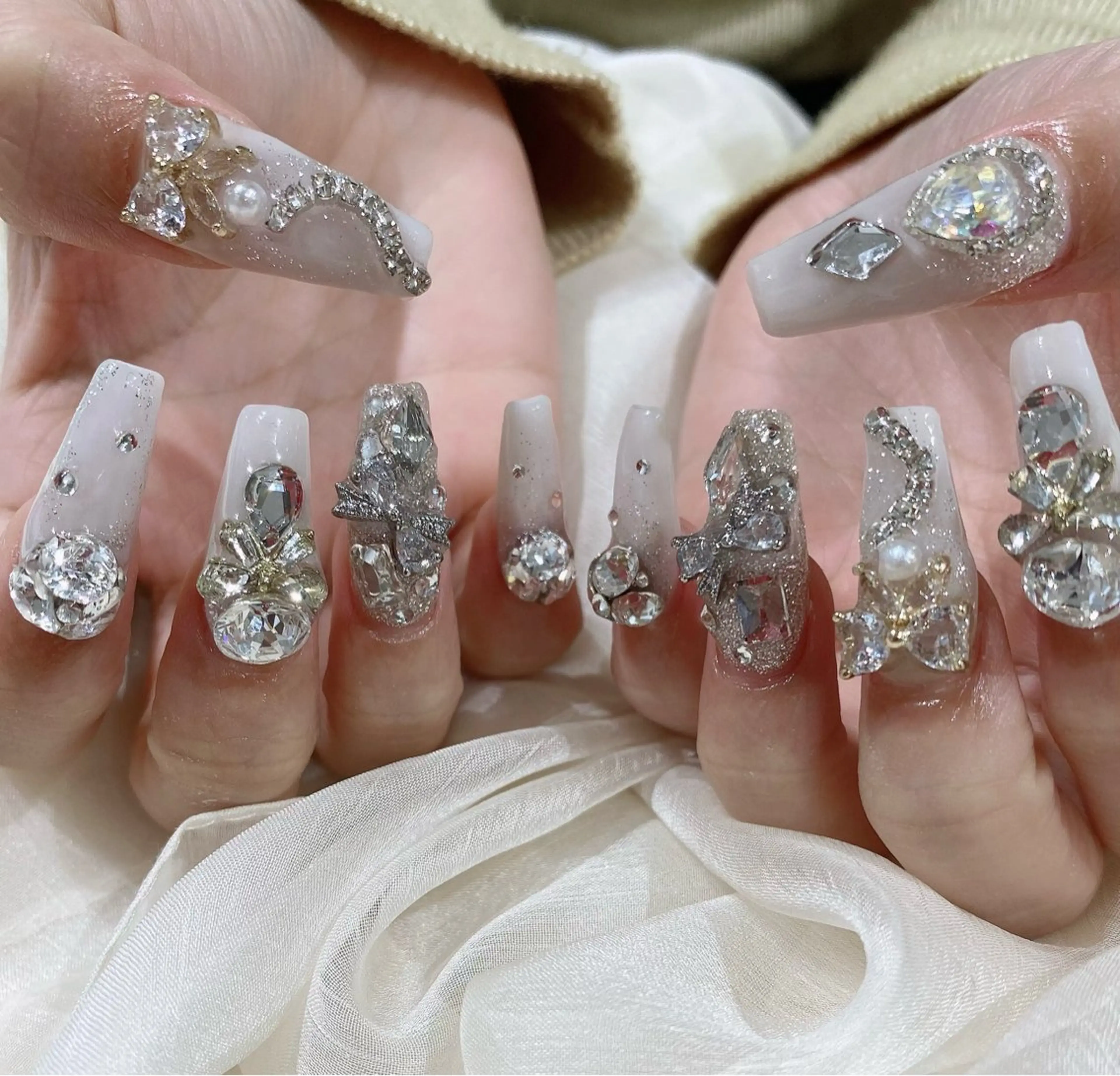 セミロング ハンドネイル JNA認定講師🌸 RIEのネイルデザイン