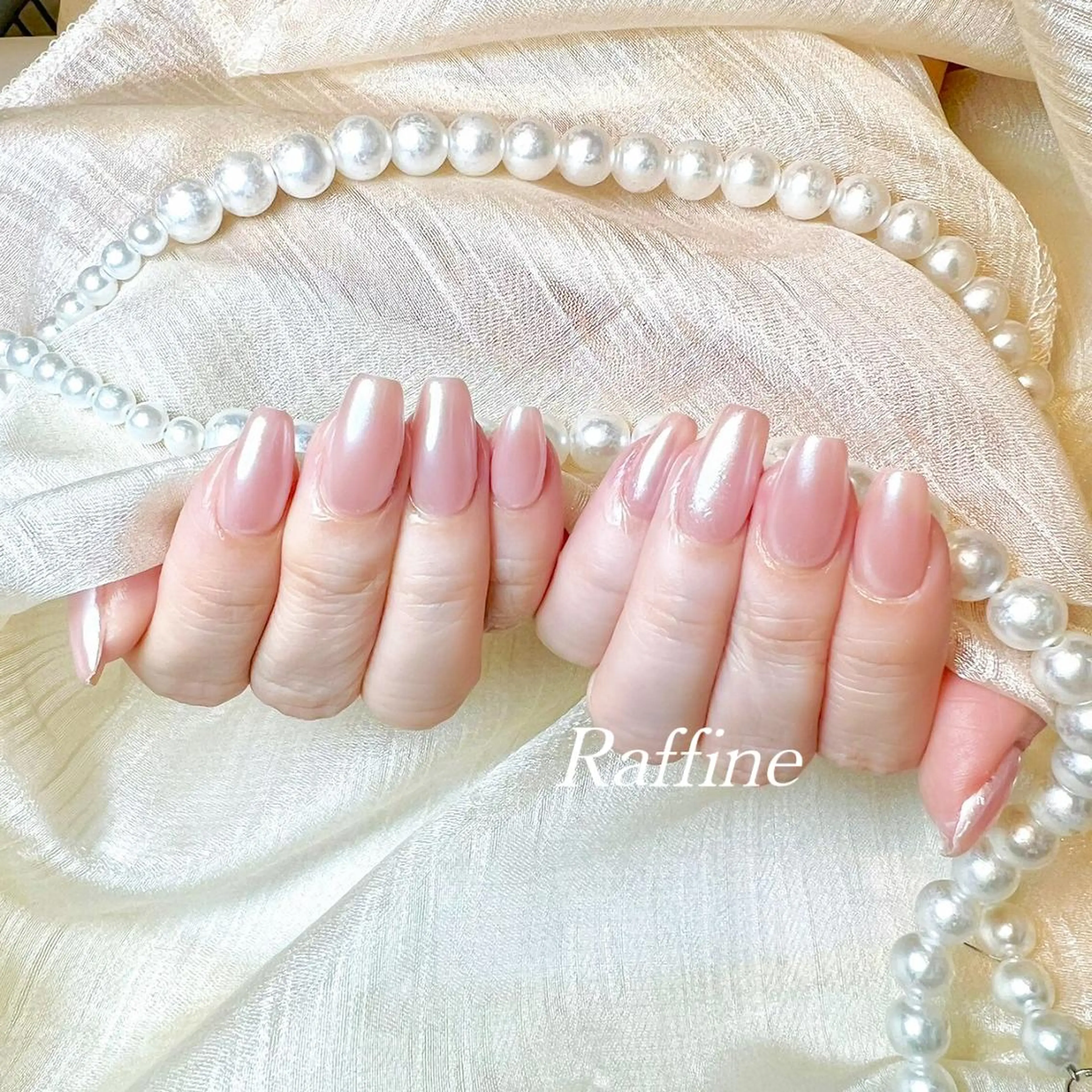 ネイル ハンドネイル RAFFINE 月🦋🩵のネイルデザイン