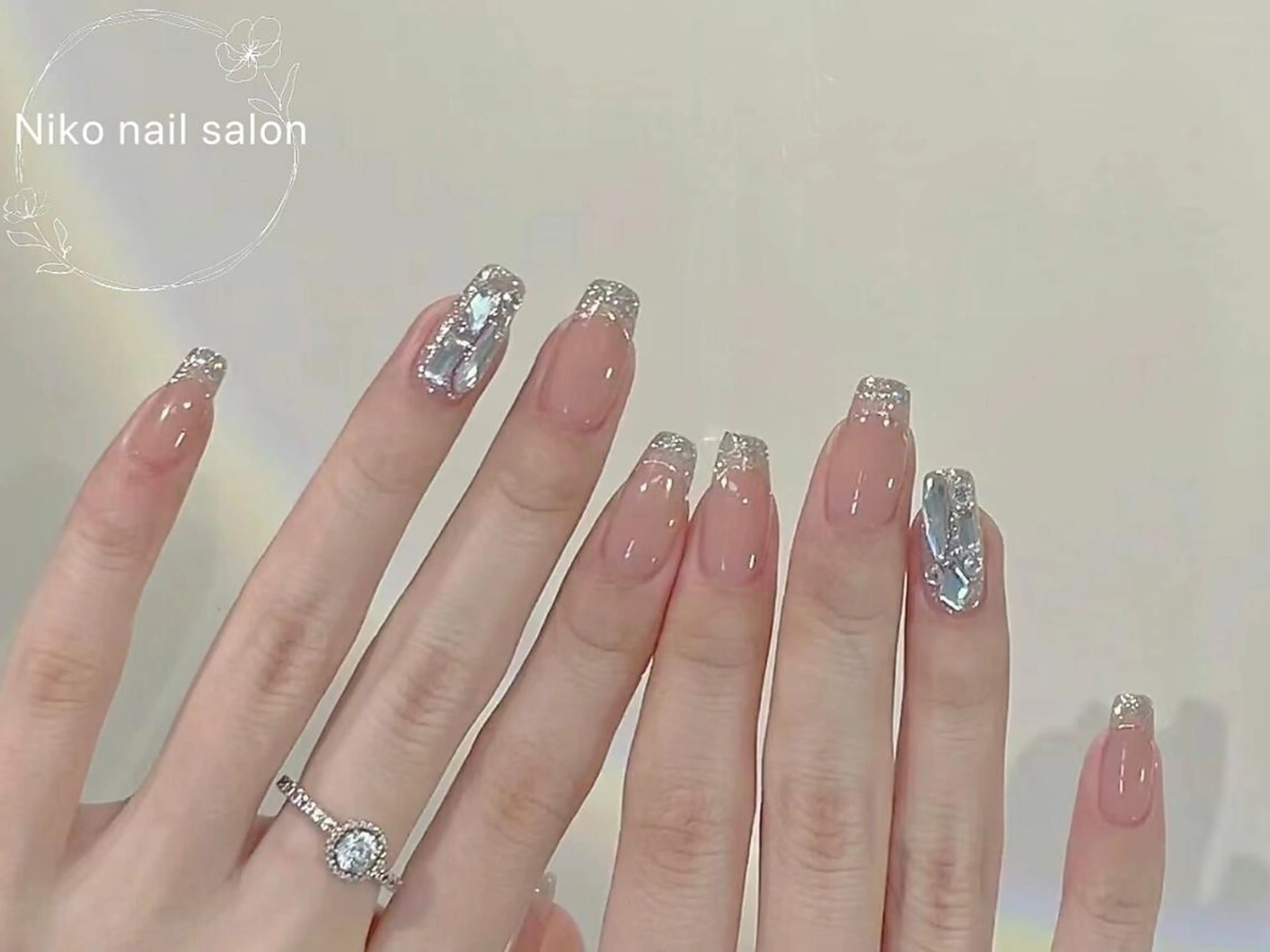 ネイル ハンドネイル Niko Nailsalonのネイルデザイン