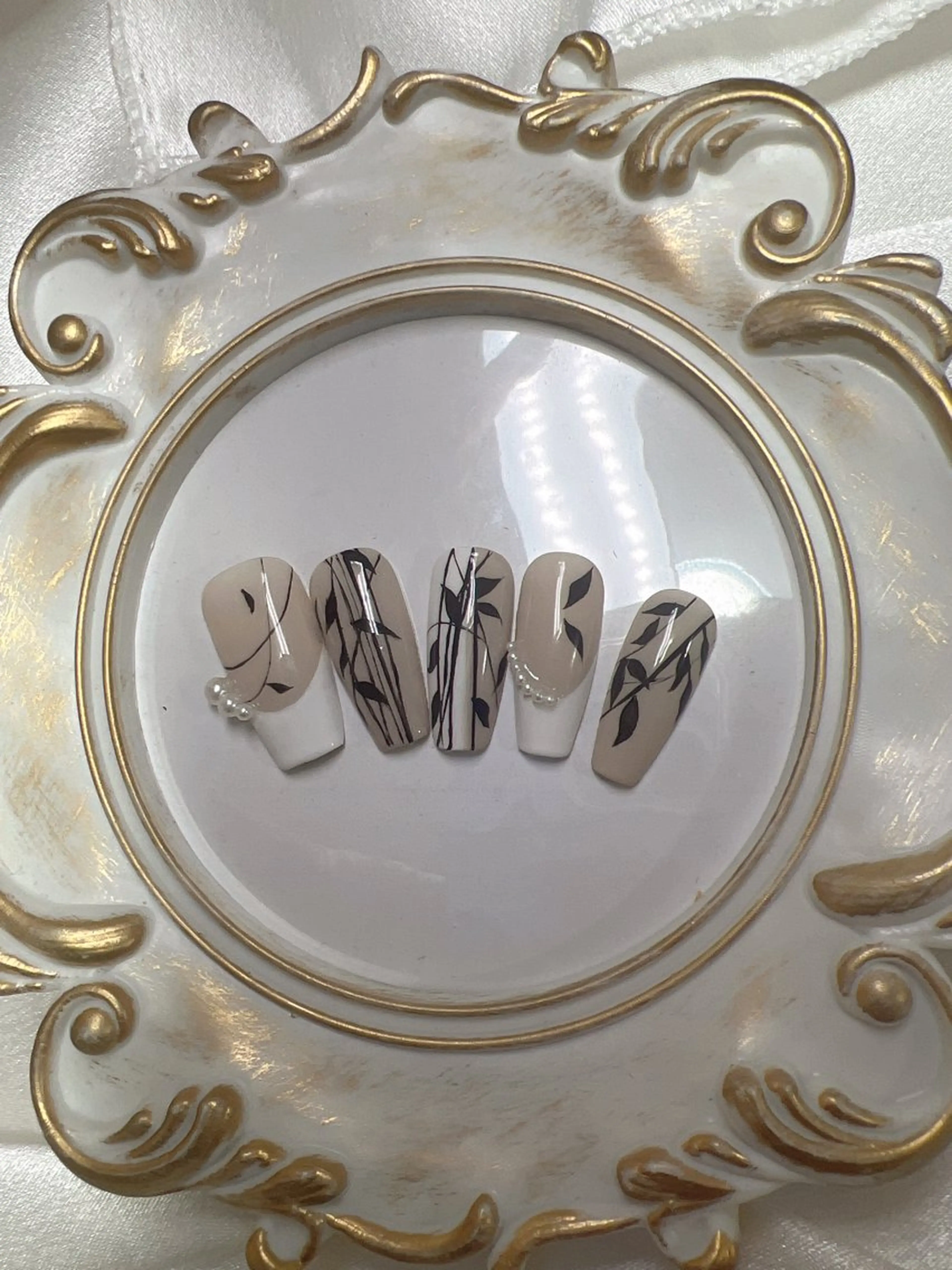 ネイル Rarity所属・Rarity Salon  H.Sのネイルデザイン