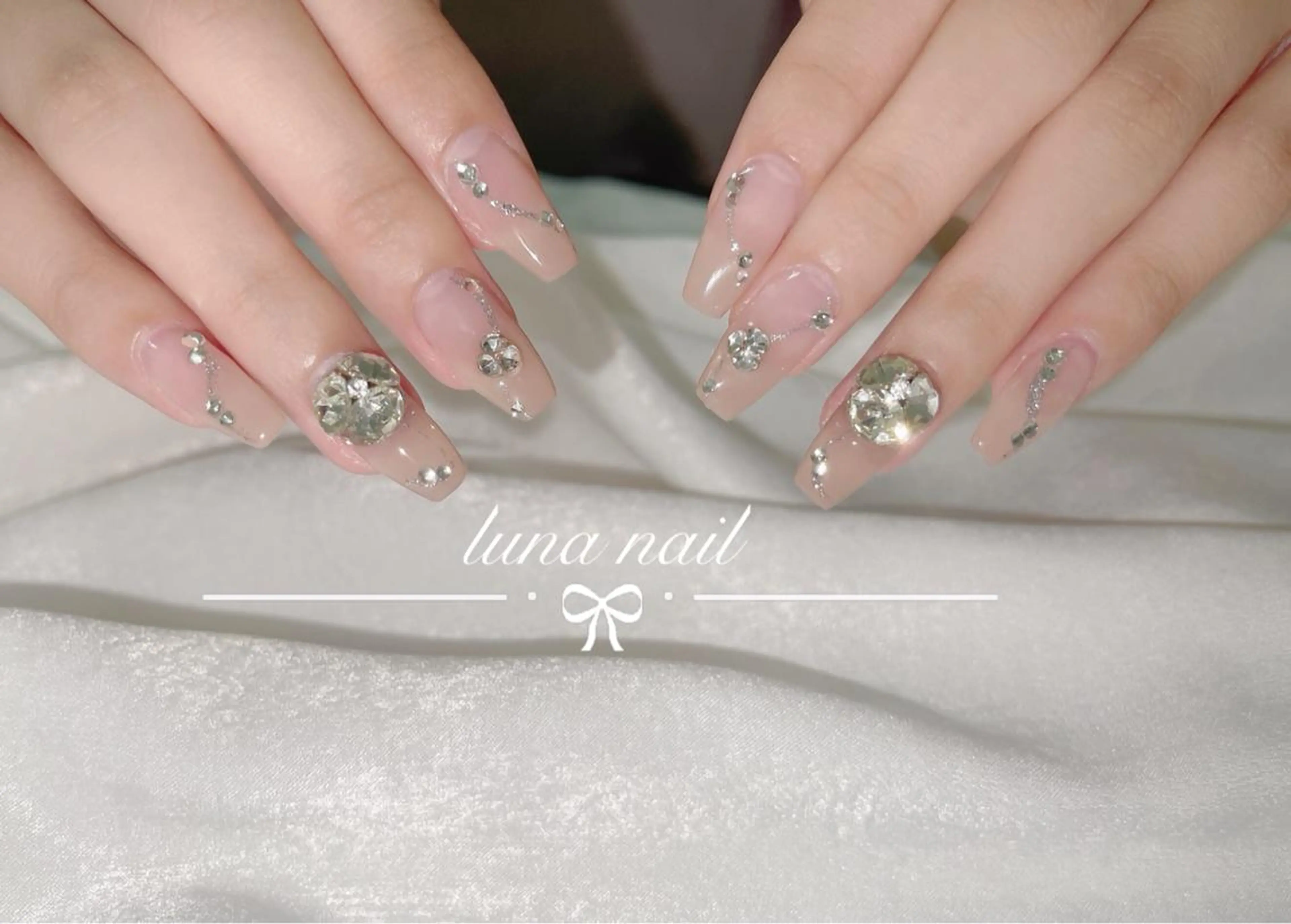 ネイル luna nail ＆eyelashのネイルデザイン