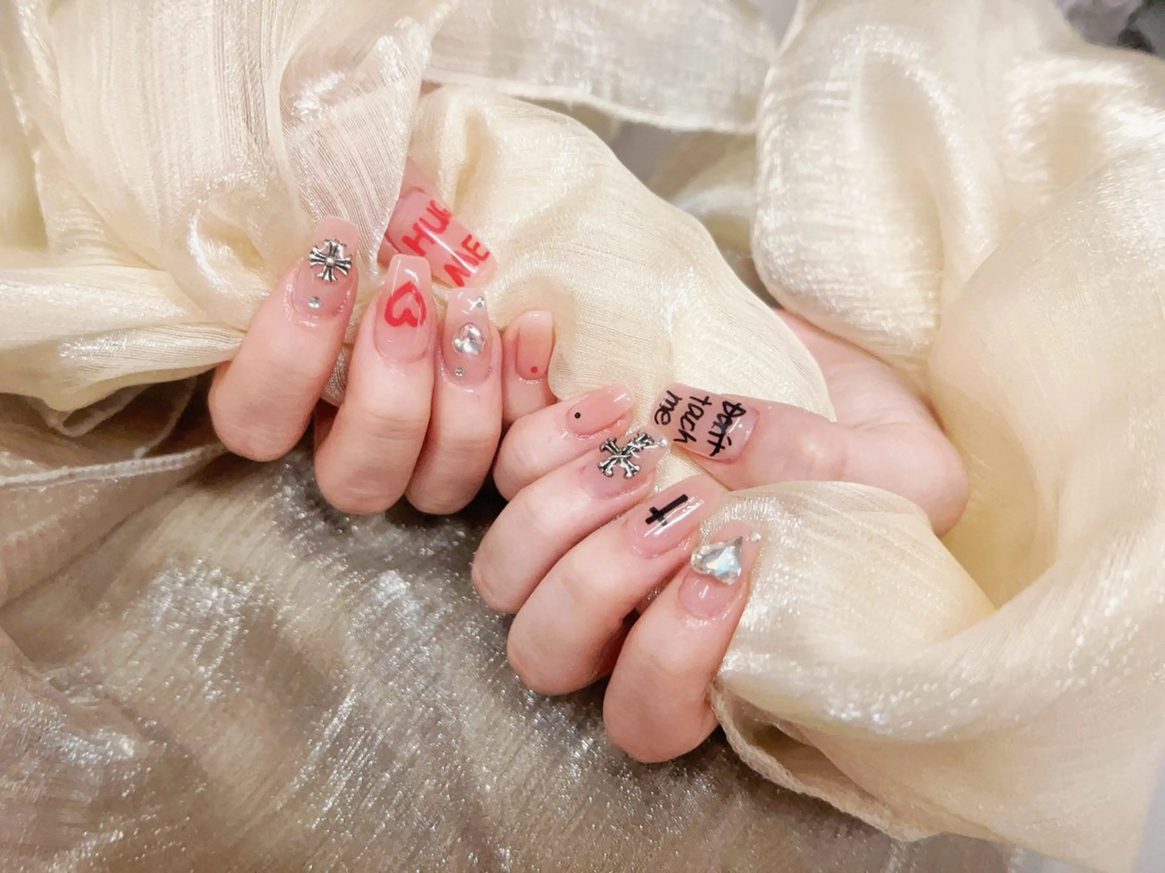 ネイル 櫻井 ナナのネイルデザイン