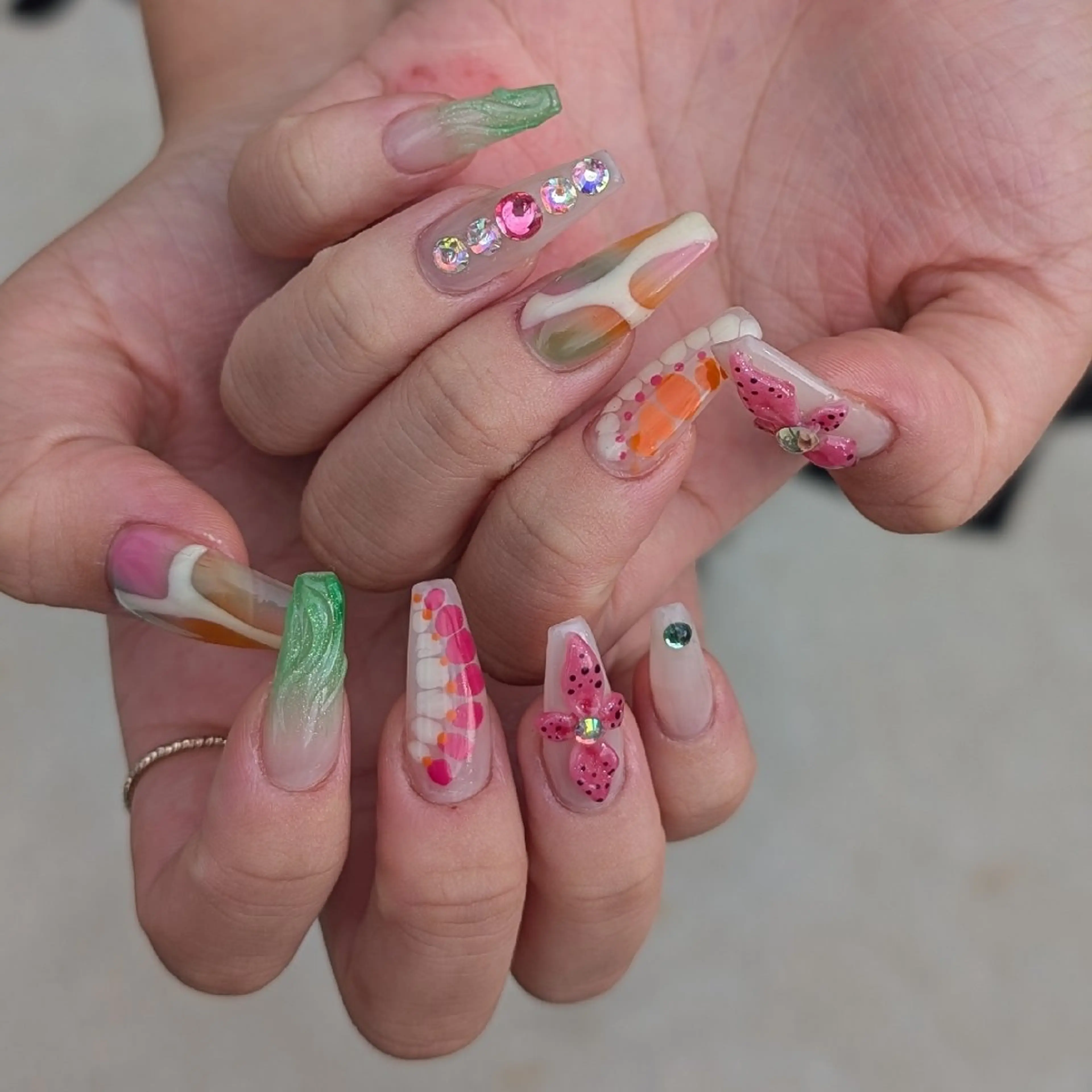 ネイル ハンドネイル kii nailsのネイルデザイン