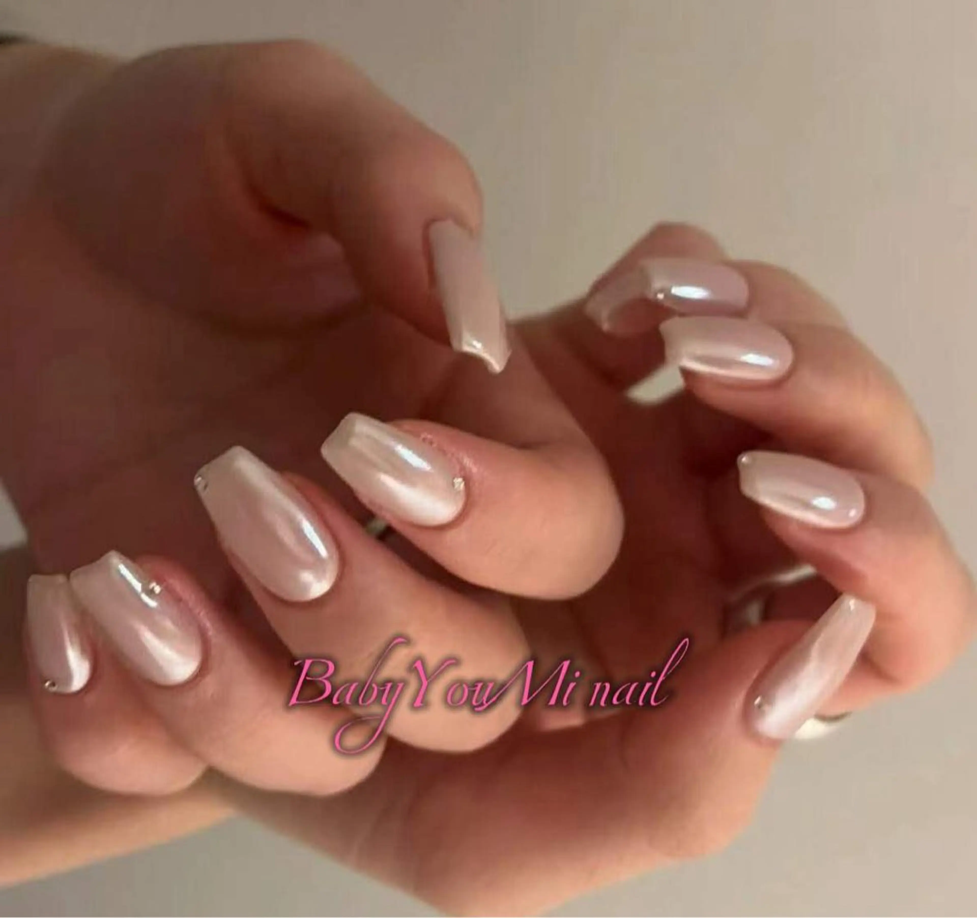 ネイル オーロラネイル フラワーネイル フットネイル フレンチネイル ジェルネイル ハンドネイル 相沢 さやかのネイルデザイン