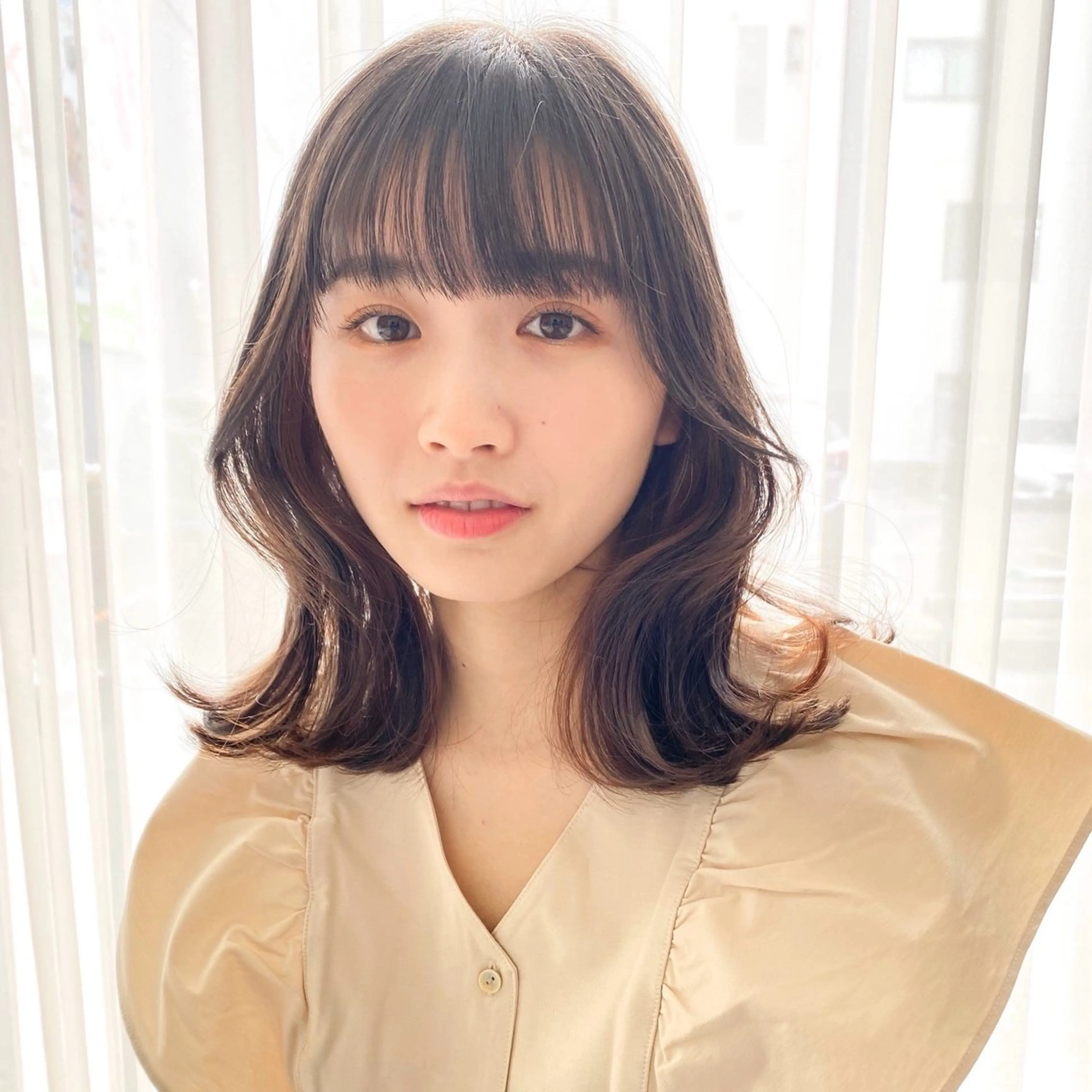 ミディアム ミディアムレイヤー くびれヘア レイヤーカット ボブレイヤー/くびれ ヘア/タイラユリ🍋のヘアスタイル