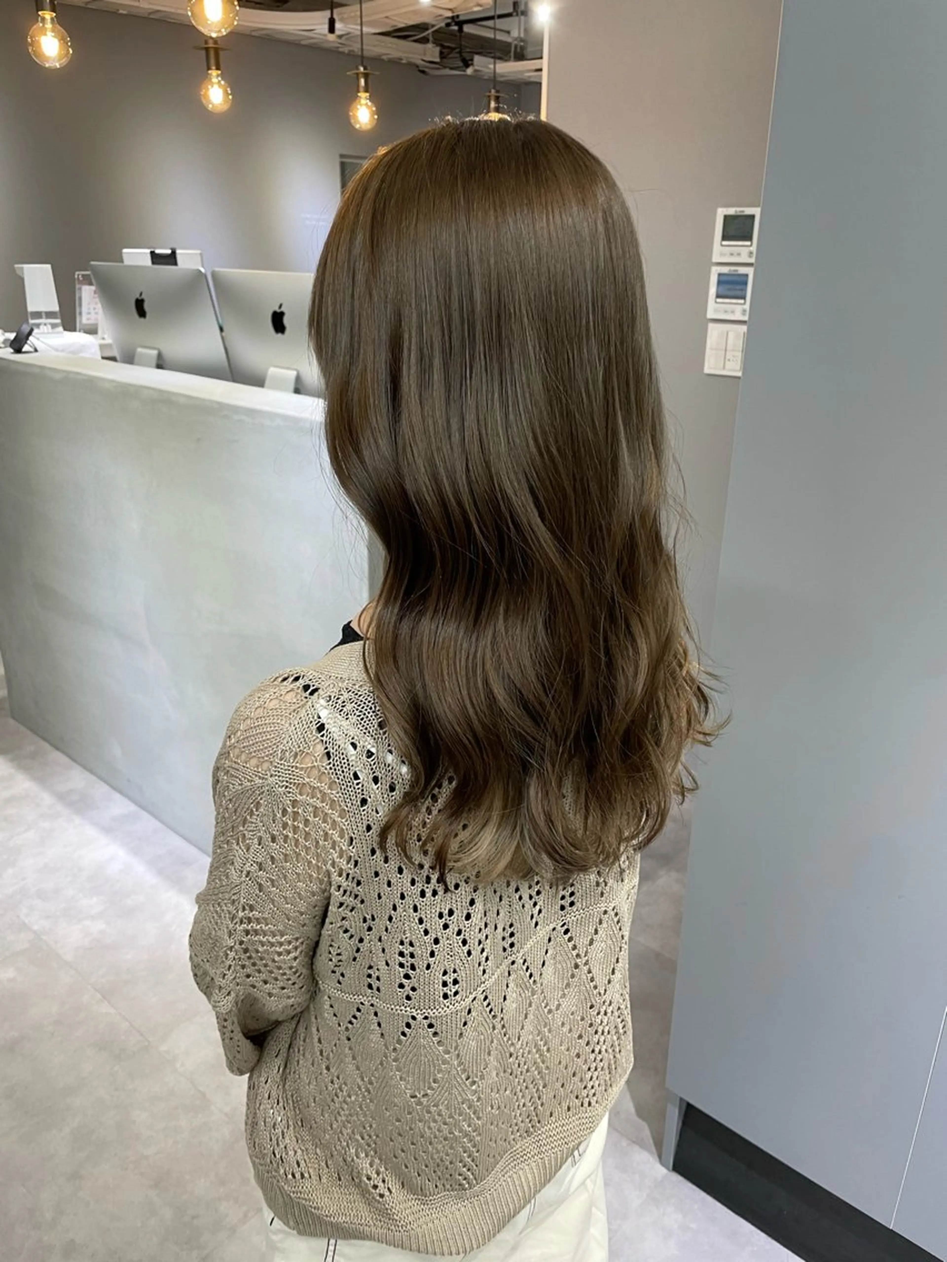 ロング カラー ベージュカラー カット ヘアカラー トリートメント ACRO梅田【アクロ】所属・縮毛矯正とカラーの人 倉友哉のヘアスタイル