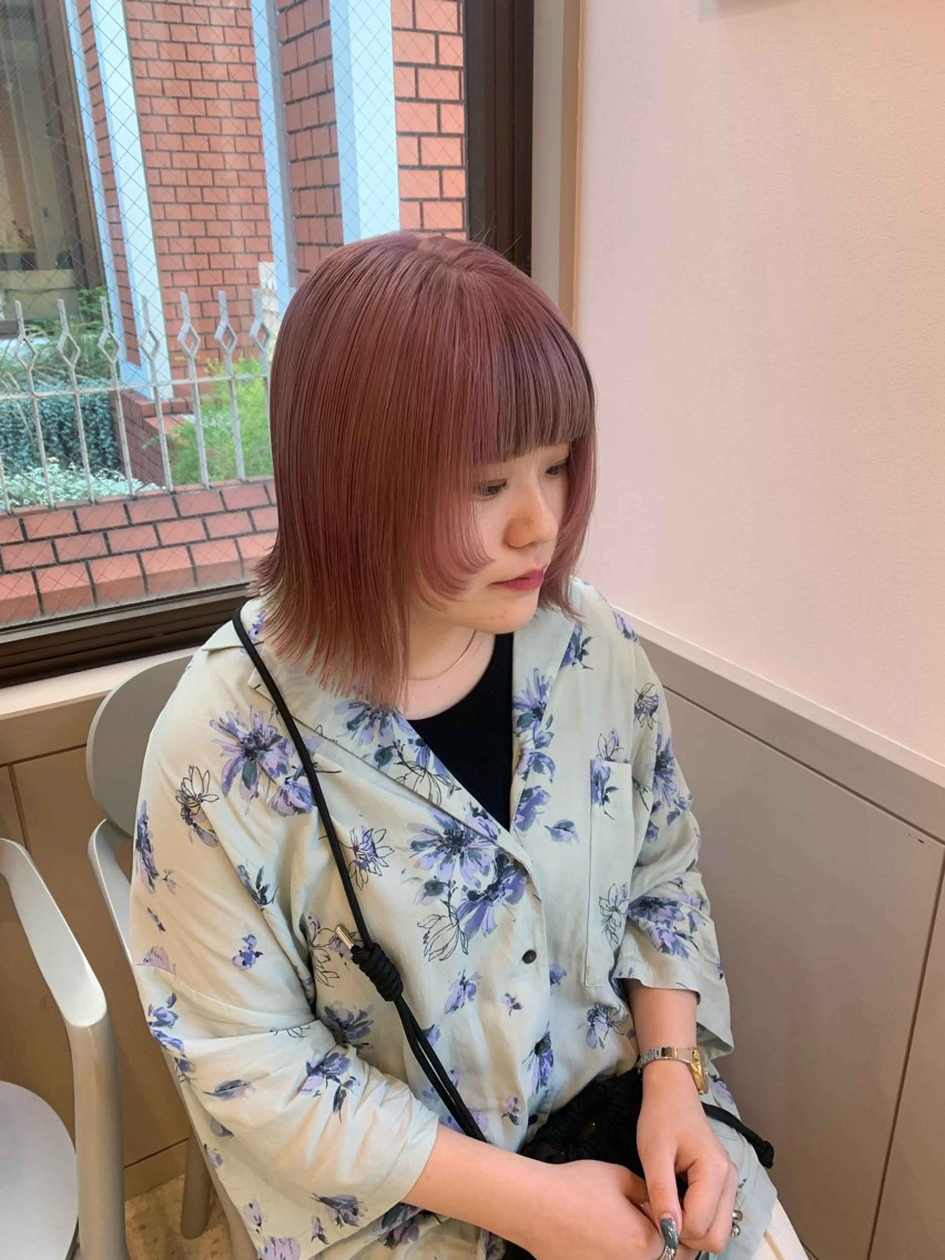 ショート カラー ピンクカラー ボブ 顔まわりレイヤー 顔周りカット レイヤーカット rio .のヘアスタイル