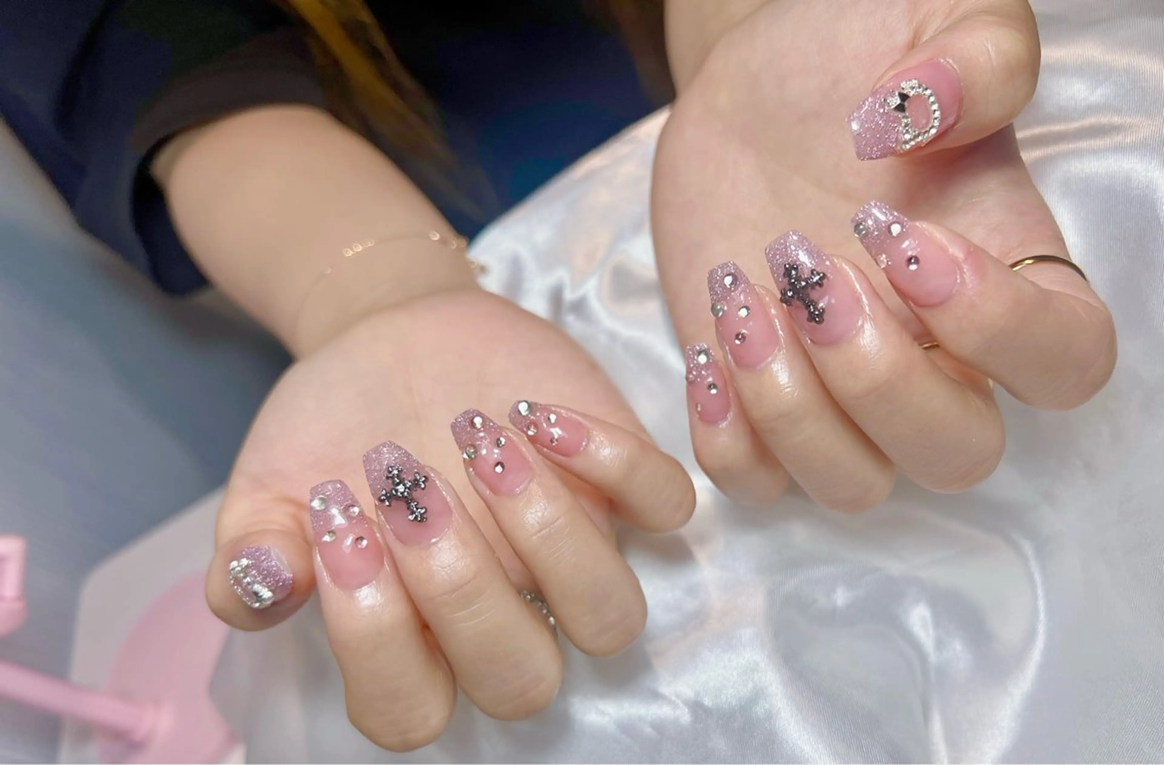 ストーンつけ放題+ベースワンカラーの写真