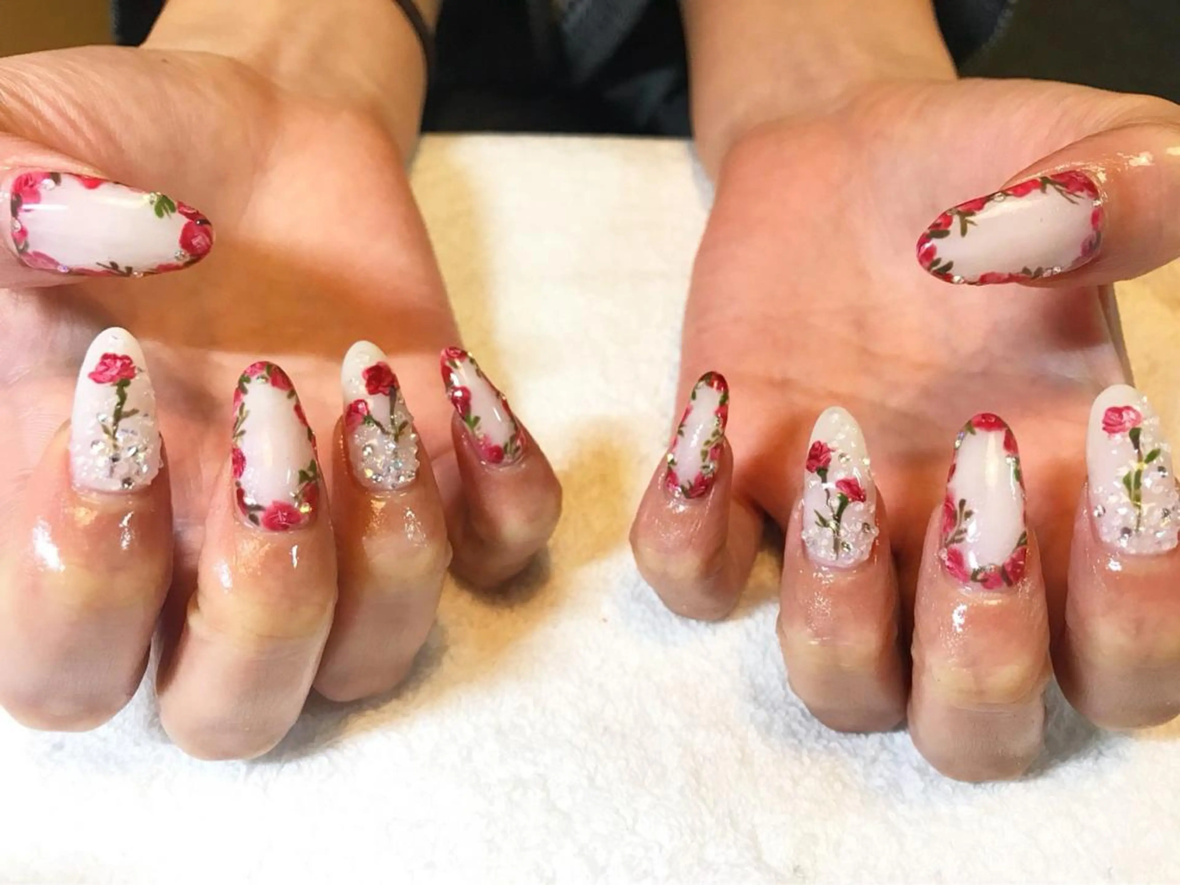 ネイル アートネイル フラワーネイル ハンドネイル フットネイル GéRanium Harukaのネイルデザイン