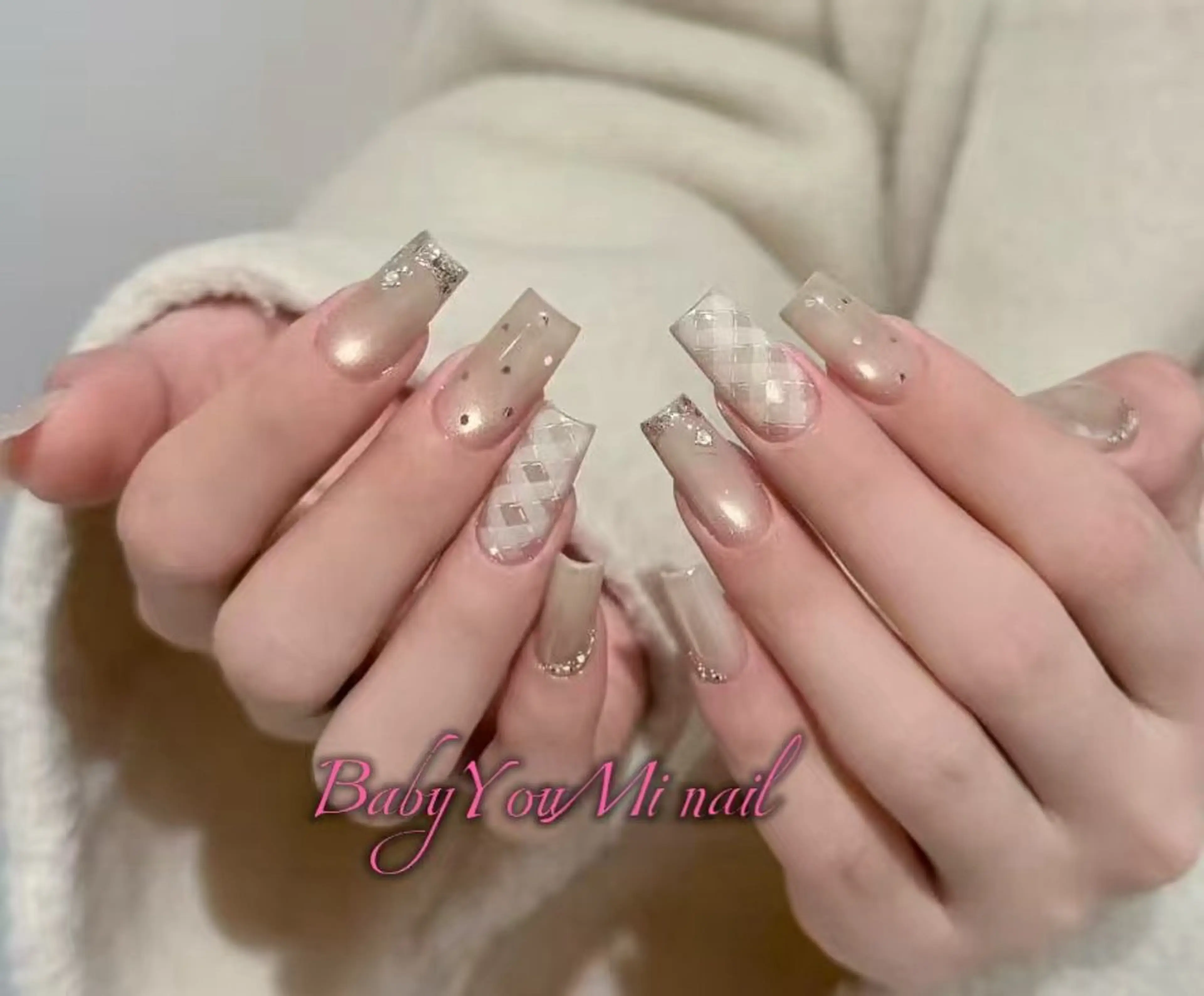 ネイル オーロラネイル 成人式 フットネイル フレンチネイル ジェルネイル ハンドネイル BabyYouMi nailのネイルデザイン
