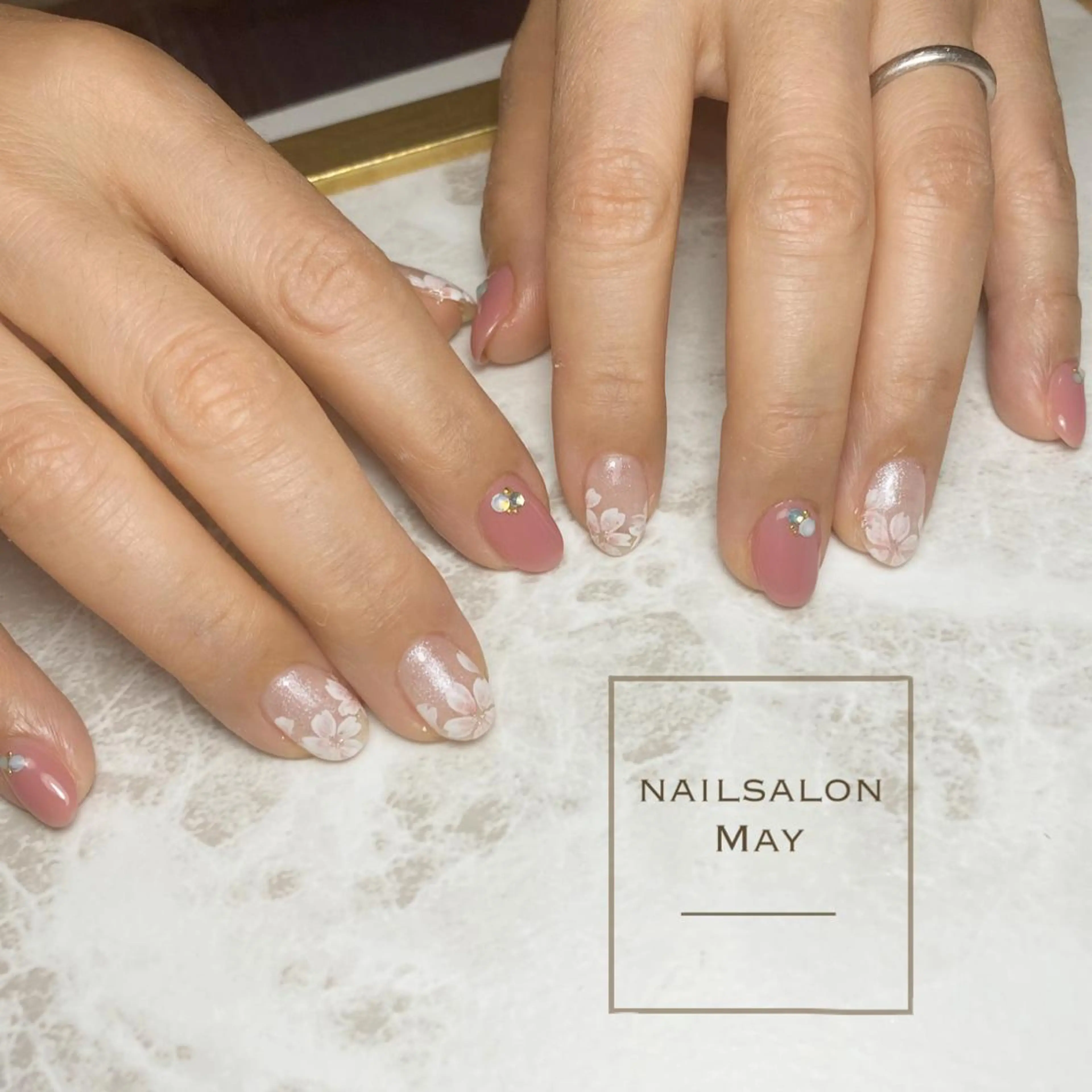 ネイル ハンドネイル nailsalon mayのネイルデザイン