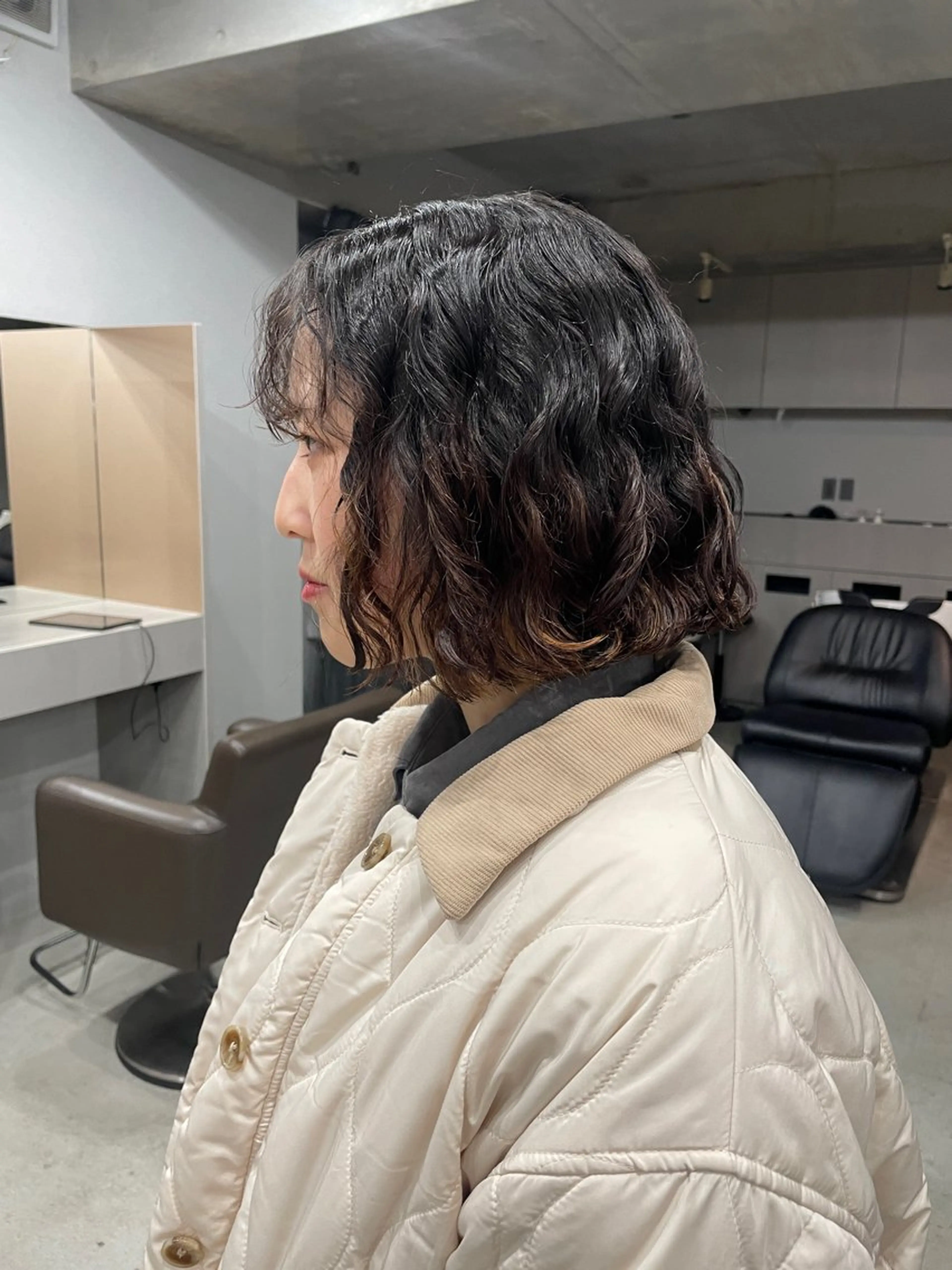 ミディアム カラー パーマ カット ヘアカラー パーマ トリートメント 表参道/髪質改善・ 透明感 colorのヘアスタイル