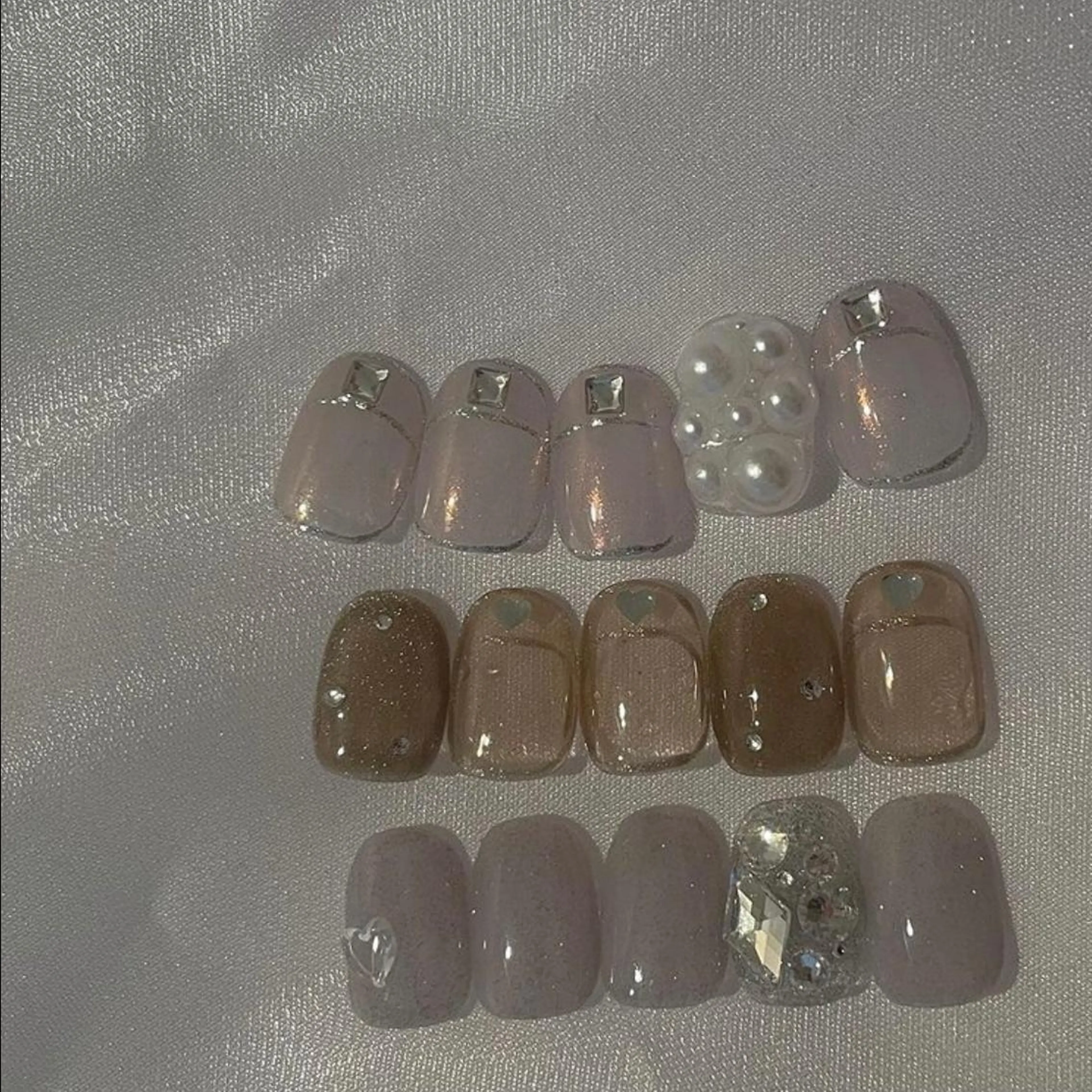 ネイル オーロラネイル フラッシュネイル マグネットネイル ハンドネイル ハンドケア lyly.nail所属・lylynail YUUKAのネイルデザイン