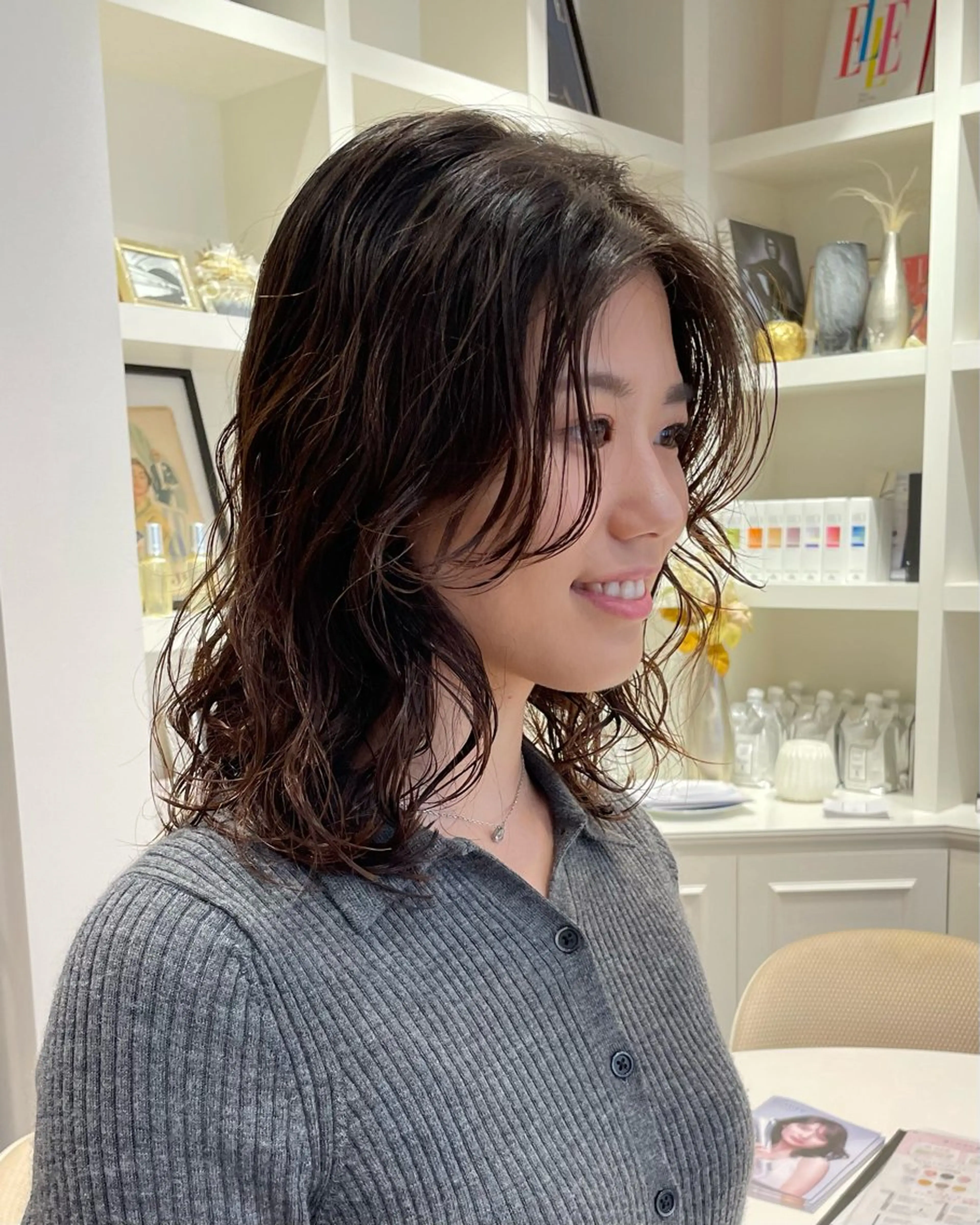 セミロング パーマ カット パーマ ELLE salon サエのヘアスタイル