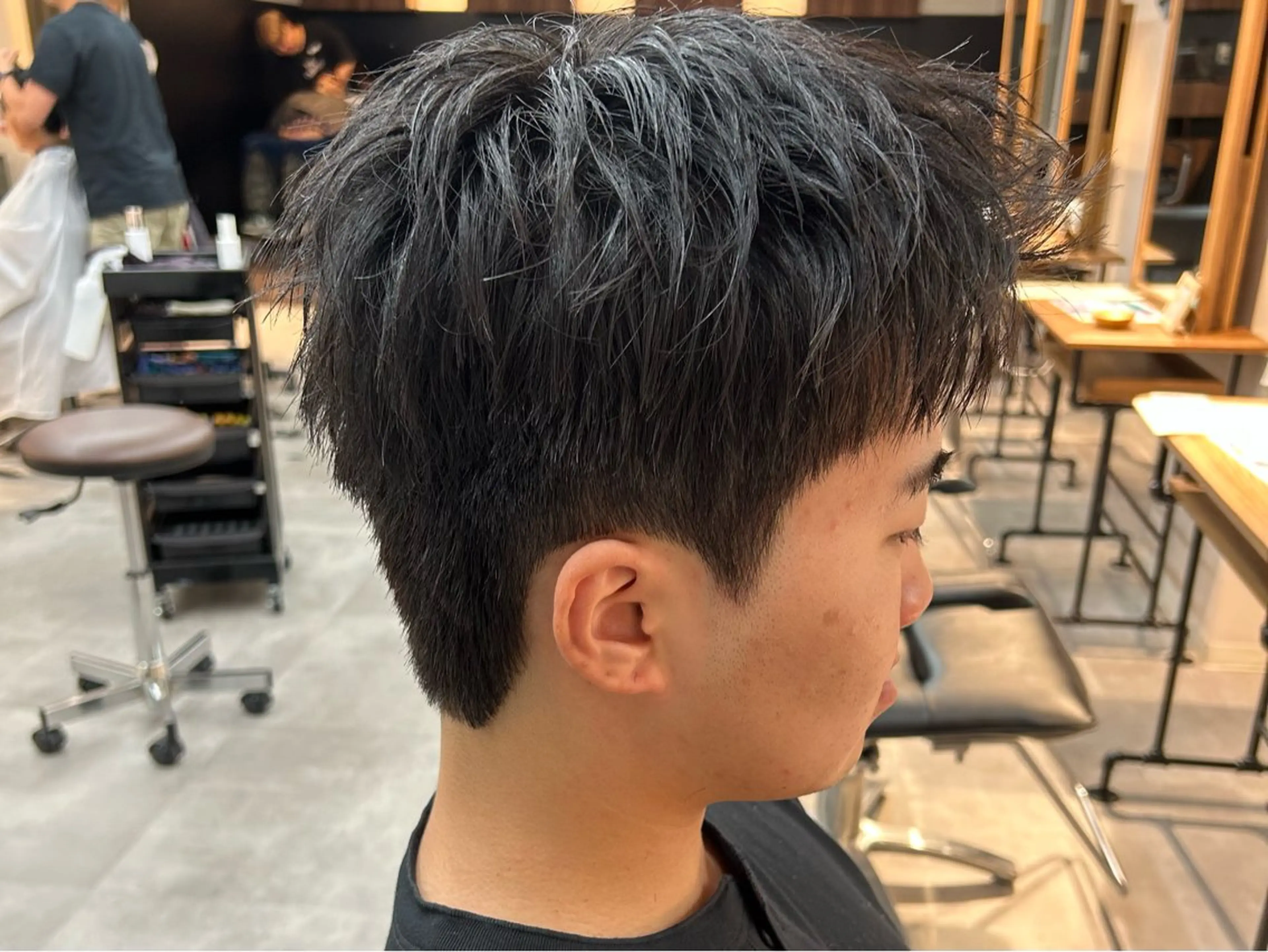 【🇰🇷圧倒的韓国ヘア🇰🇷】メンズ韓国カット+ダウンパーマ¥10250の写真