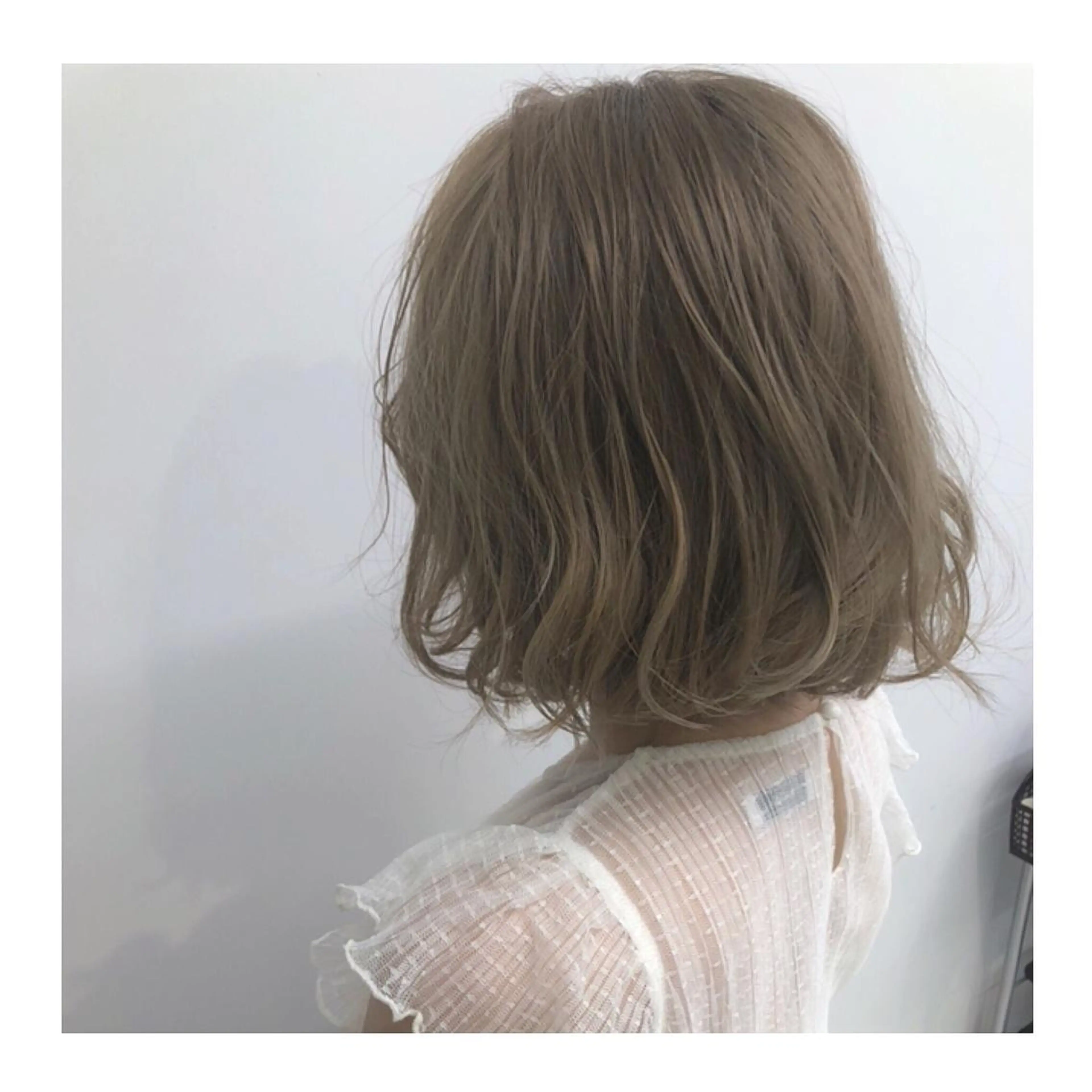 ショート カラー ヘアアレンジ ブリーチ 透明感カラー ハイトーンカラー ヘアカラー lar 立川南口所属・レイヤーボブ/ボブ 仲川和人のヘアスタイル